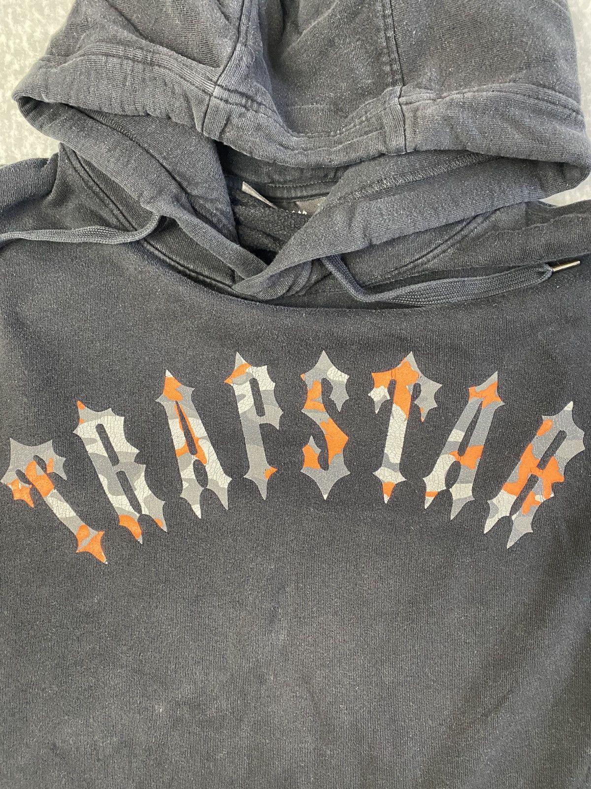 Trapstar London Trapstar Irongate Arch Logo Hoodie Size US XL / EU 56 / 4 - 4 Thumbnail