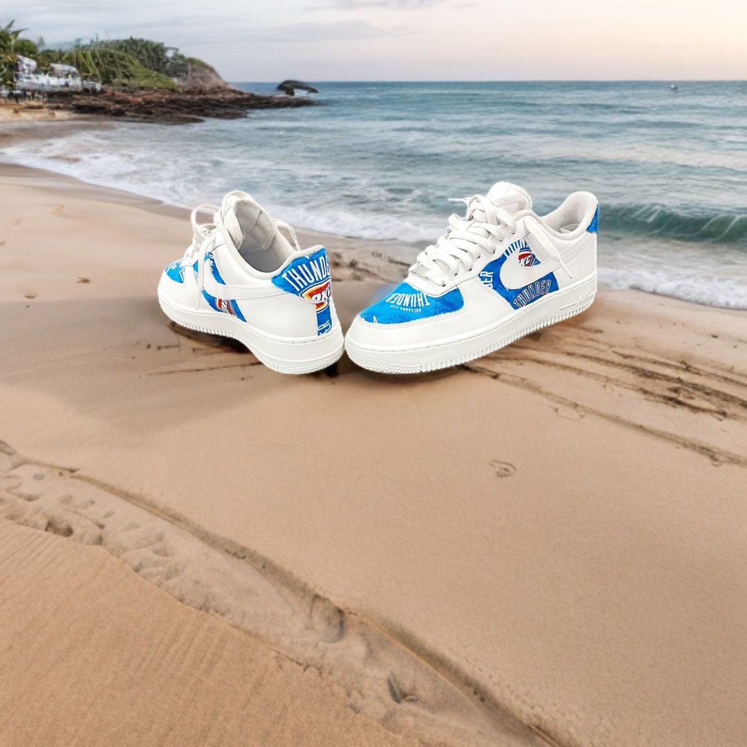 Nike Nike Air Force 1 OKC thunder customs Size US 9 / EU 42 - 3 Thumbnail