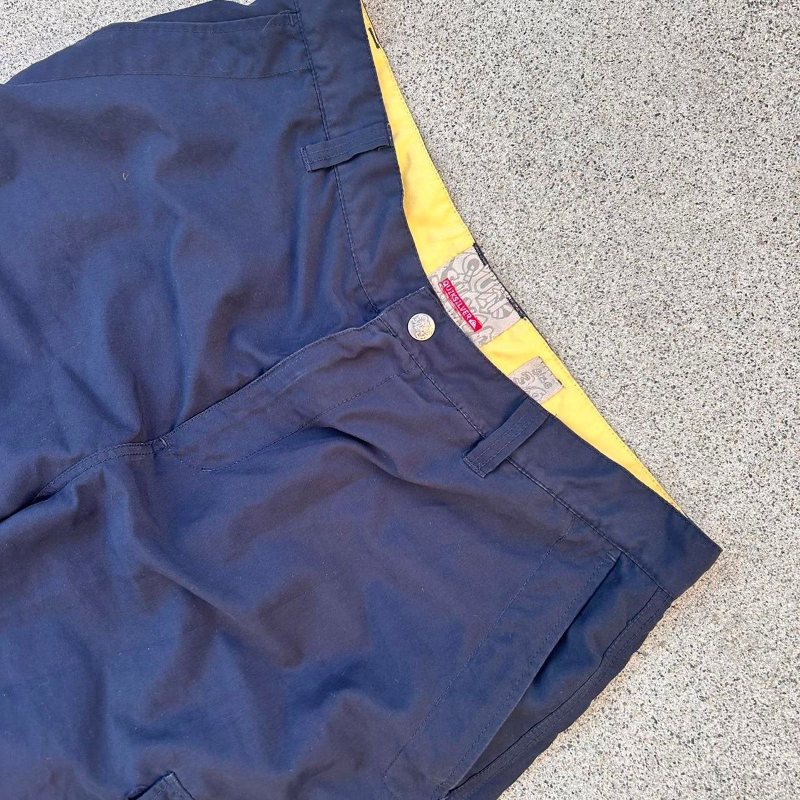Quiksilver Vintage 90s Quiksilver Cargo Shorts Baggy Cargo Size US 36 / EU 52 - 2 Thumbnail
