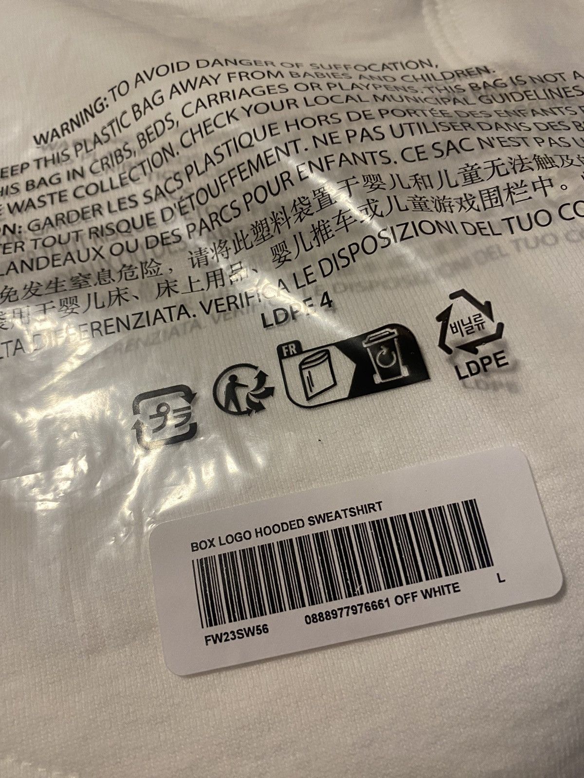 Supreme Supreme white box logo Size US L / EU 52-54 / 3 - 3 Thumbnail