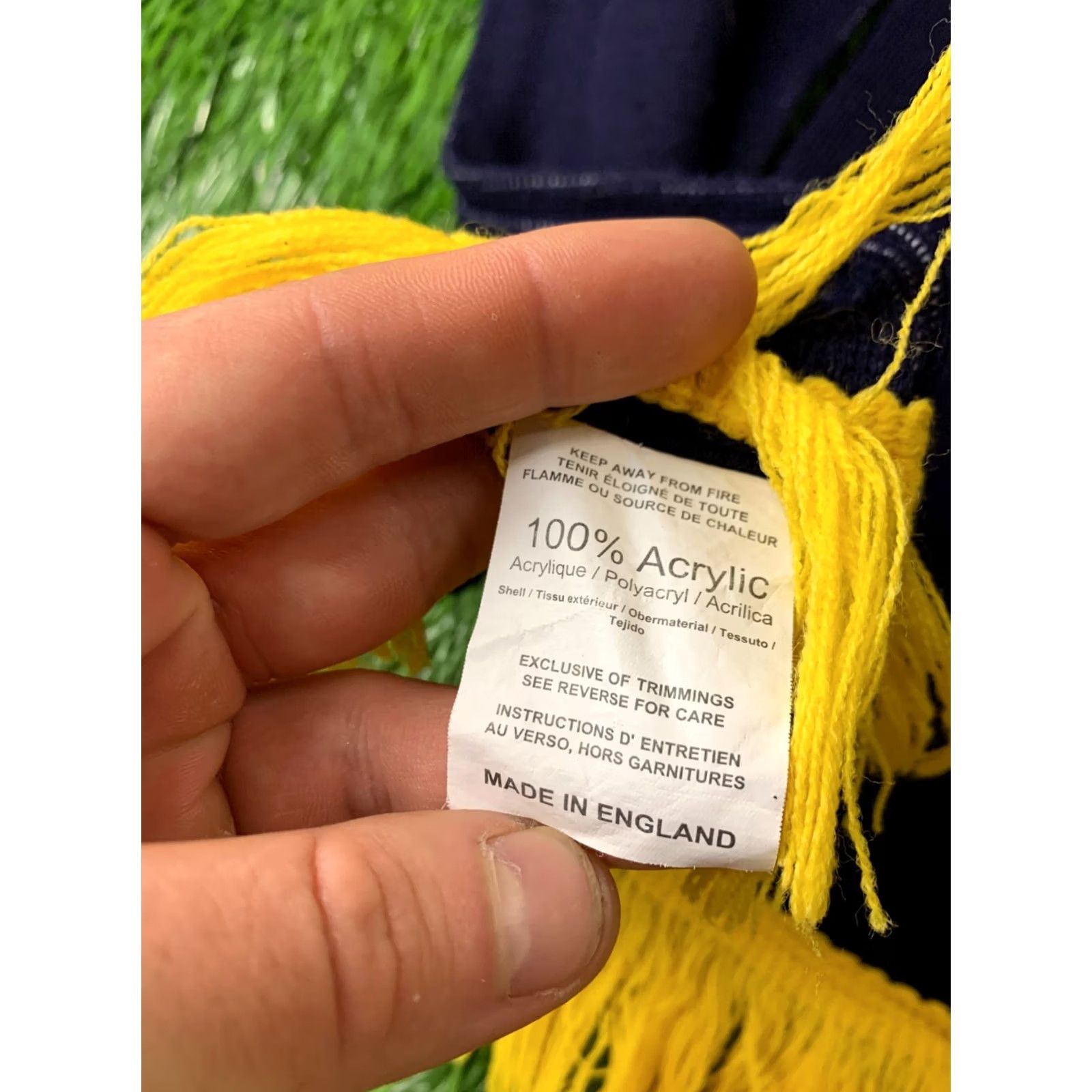 Vintage WILLIAM HILL CASUAL SCARF Official Product Scarf One Size Navy Blue Yellow Men Size ONE SIZE - 4 Thumbnail