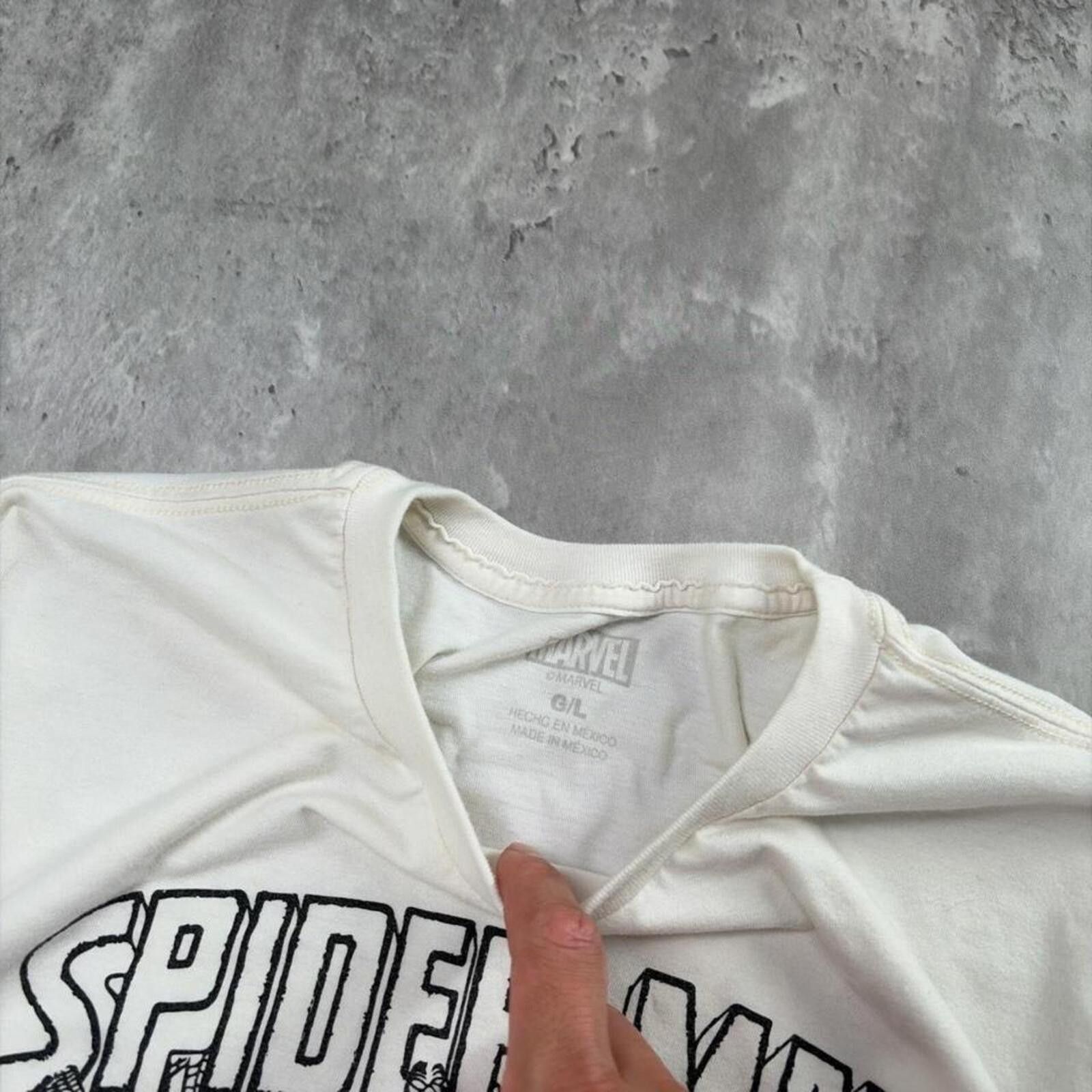 Marvel Comics Y2K White Marvel Spider-Man Comics T-Shirt Size US L / EU 52-54 / 3 - 6 Thumbnail