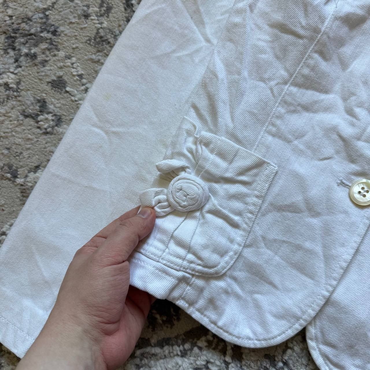 RED Valentino Red Valentino Vintage White Floral Suit Glam Retro Blazer Size M / US 6-8 / IT 42-44 - 5 Thumbnail