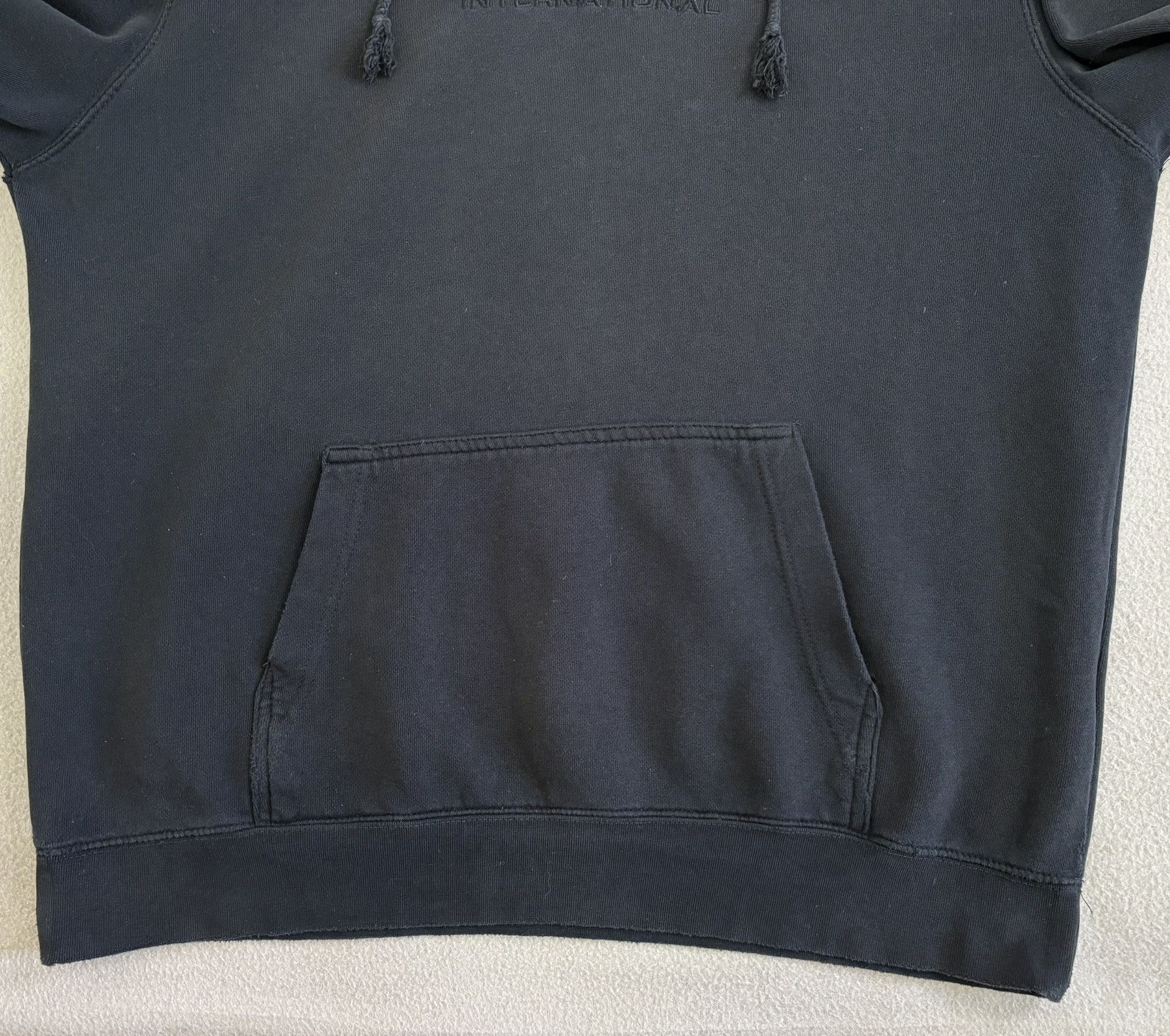Stussy × Vintage Stussy International Black Hoodie Size XL Size US XL / EU 56 / 4 - 7 Thumbnail