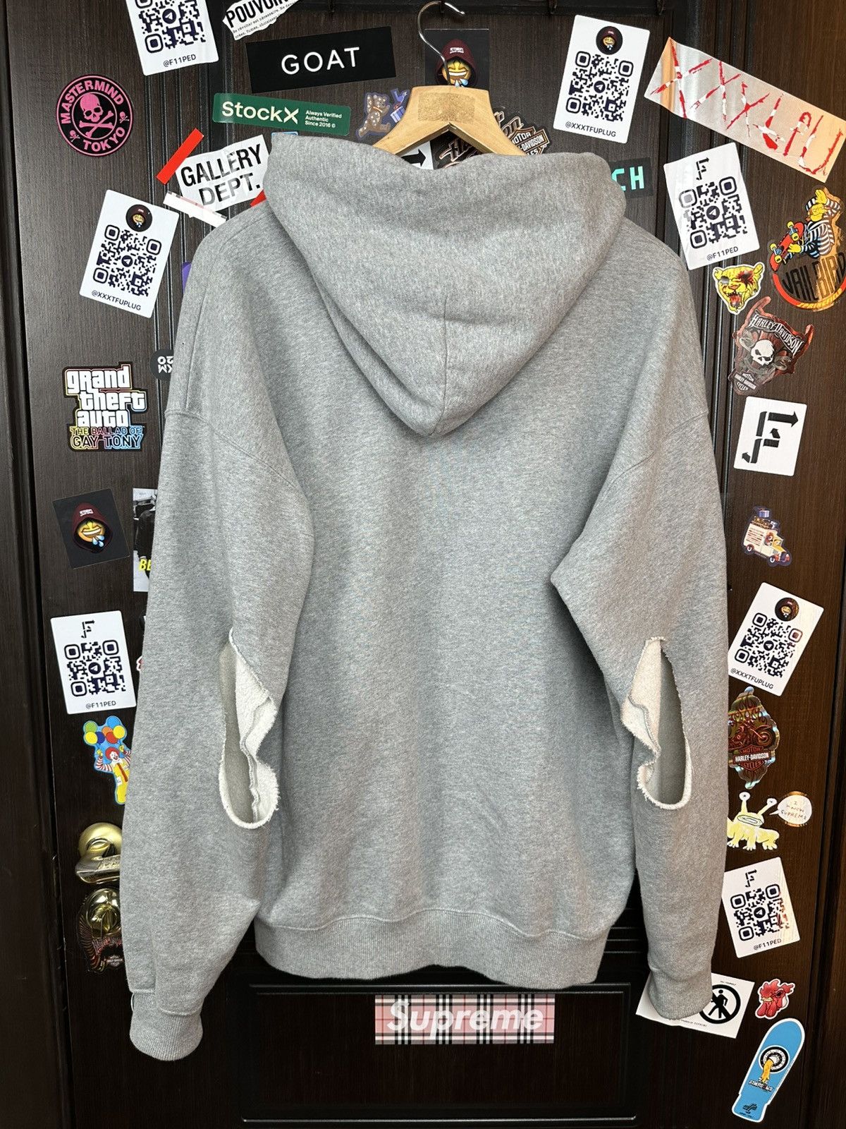 Vetements Vetements SS19 Bullet Elbow Cut-Out Zip Hoodie Size US XS / EU 42 / 0 - 3 Thumbnail