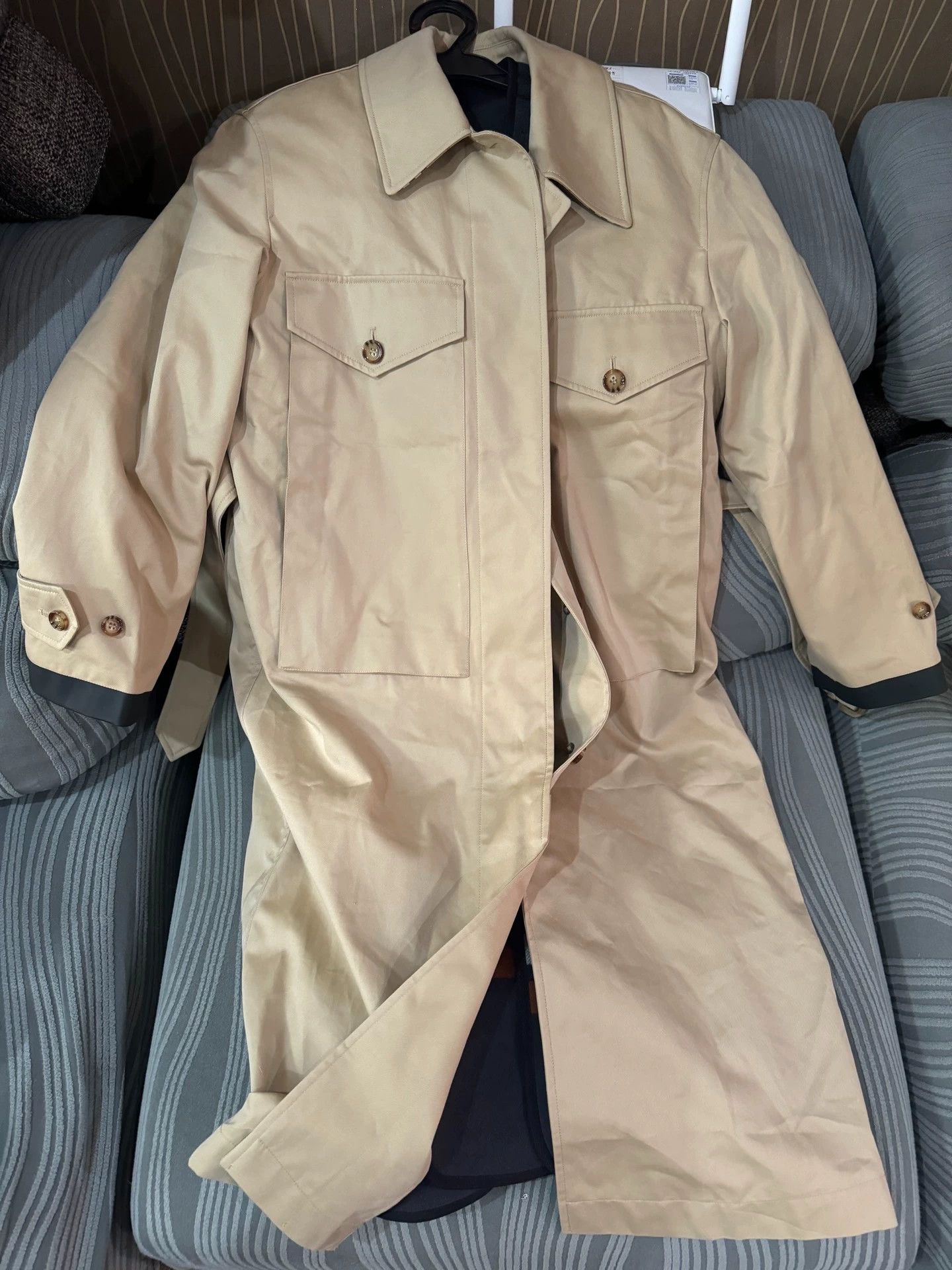 Burberry Burberry 2-Piece Overcoat with Wool Vest Pure Wool New UK8 Size S / US 4 / IT 40 - 2 Thumbnail