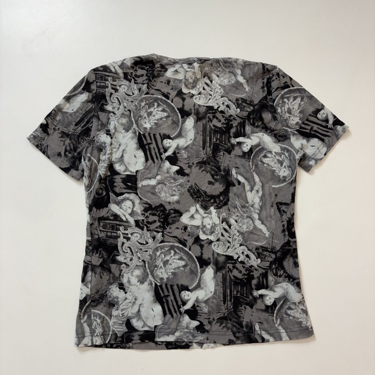 Vintage PRINTED VINTAGE MESH TEE T-SHIRT ANGELS 2000s Size ONE SIZE - 2 Thumbnail