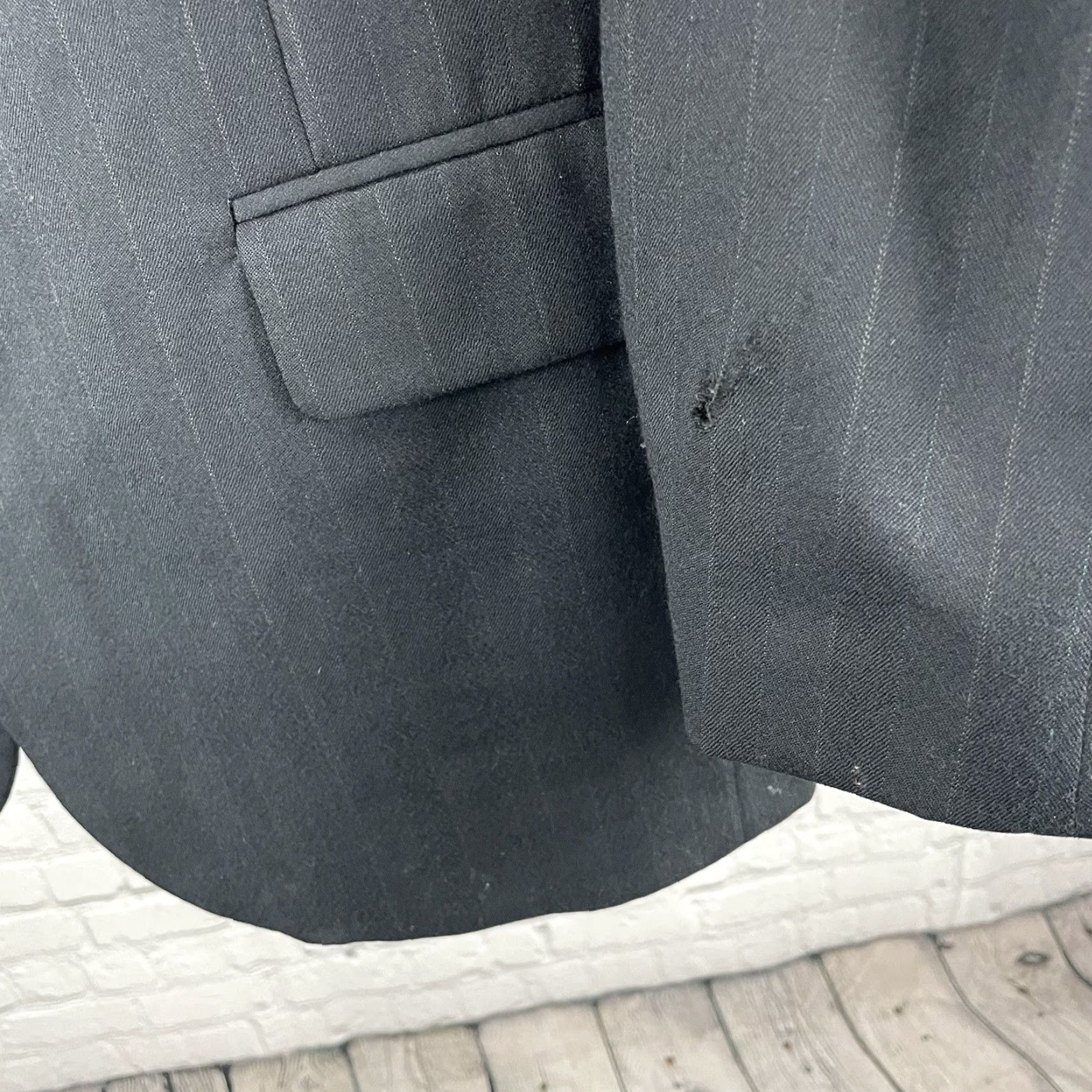 Vintage Hunting Horn Blazer Wool Black Striped 2 Button Ventless Notch USA Made Size 46L Men Jacket Size 46R - 6 Thumbnail