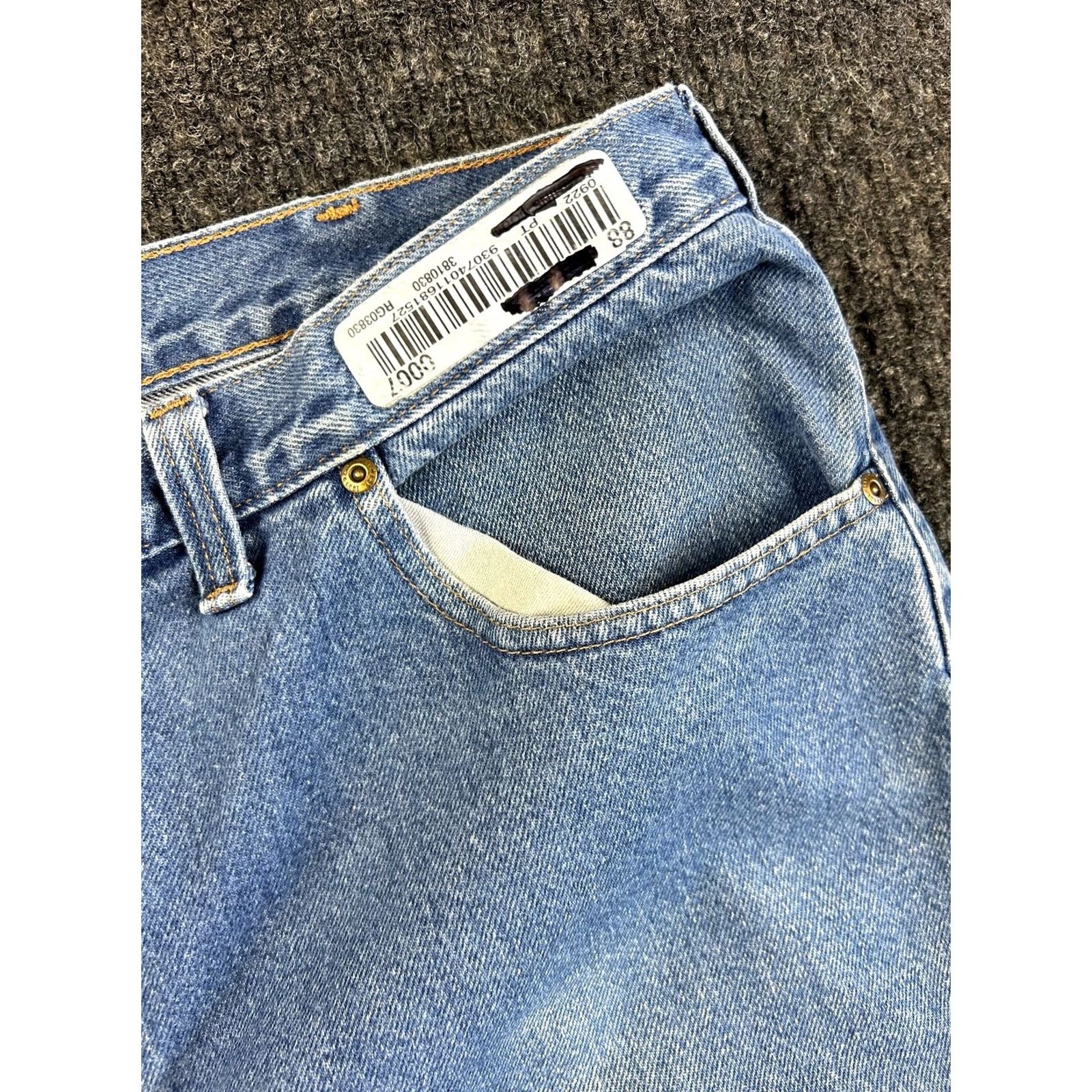 Carhartt VINTAGE Carhartt Jeans Relaxed Fit 38 x 30 Blue Workwear Distressed Grunge Men's Jeans 80s 90s USA Logo Baggy Tailored Casual Denim Carhartt Shirt? Size US 38 / EU 54 - 7 Thumbnail