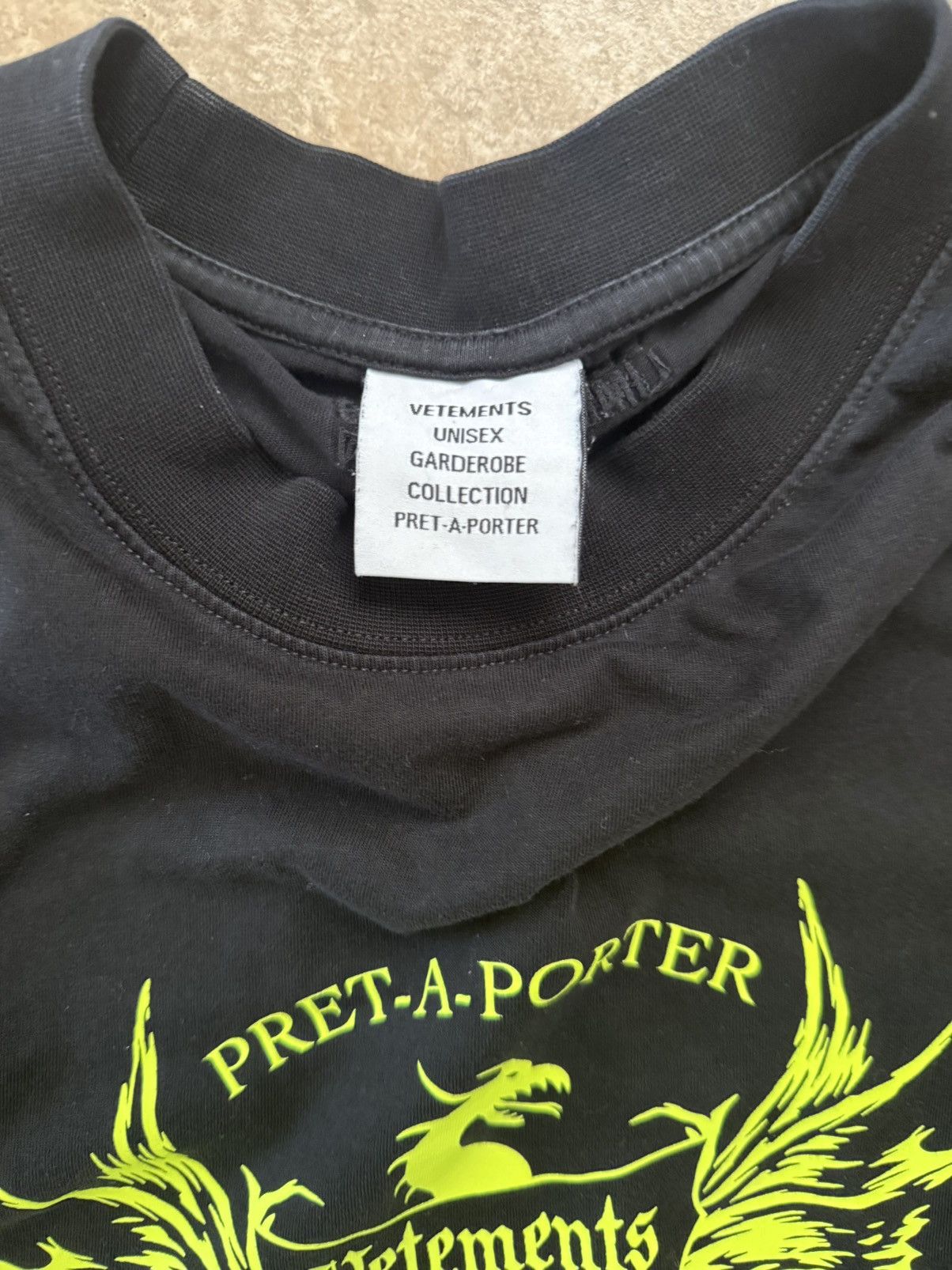 Vetements Vetements Pret-a-Porter Tee Size US M / EU 48-50 / 2 - 4 Thumbnail