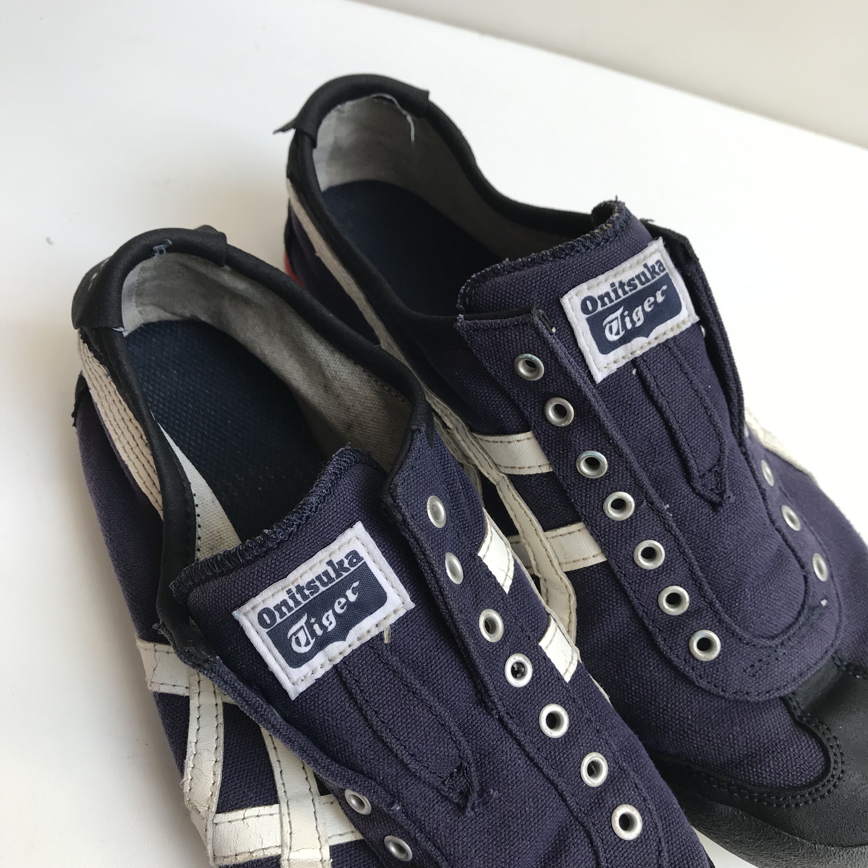 Onitsuka Tiger Onitsuka Tiger Navy Blue White line sneakers trainners Japan Size US 8.5 / EU 41-42 - 7 Thumbnail