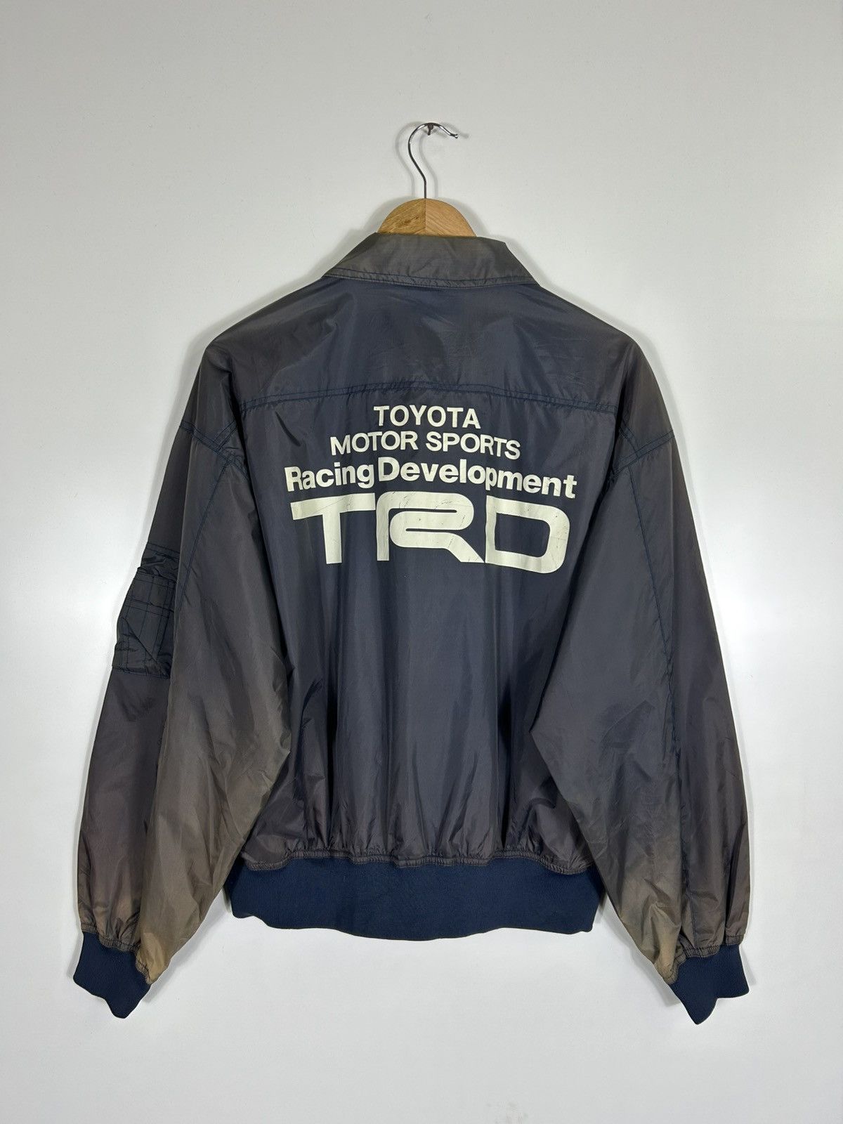 Sports Specialties ⚡️Vintage Toyota Motorsport TRD Sun Faded Bomber Jacket Size US L / EU 52-54 / 3 - 1 Thumbnail