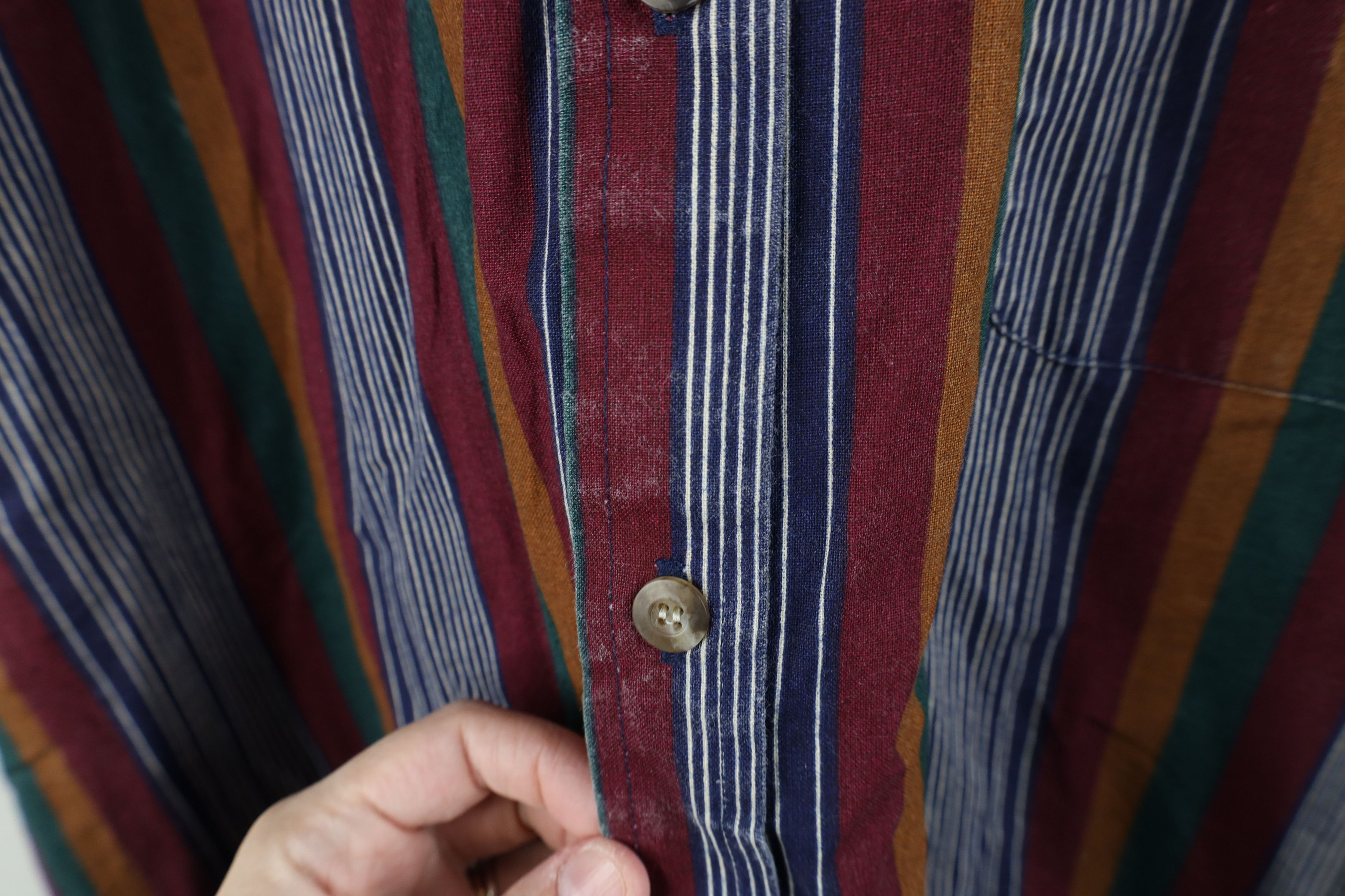 Vintage Vintage 90s Streetwear Rainbow Striped Button Down Shirt Size US L / EU 52-54 / 3 - 4 Thumbnail