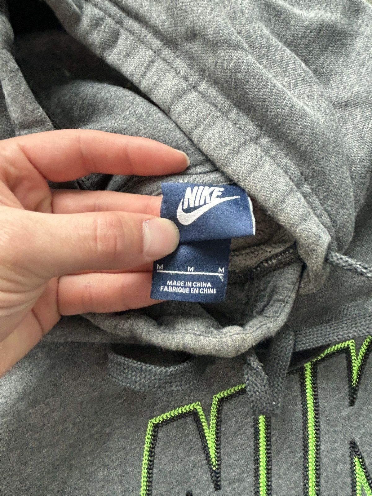 Nike Vintage Y2K Nike Hoodie Spellout Logo Size US M / EU 48-50 / 2 - 5 Thumbnail