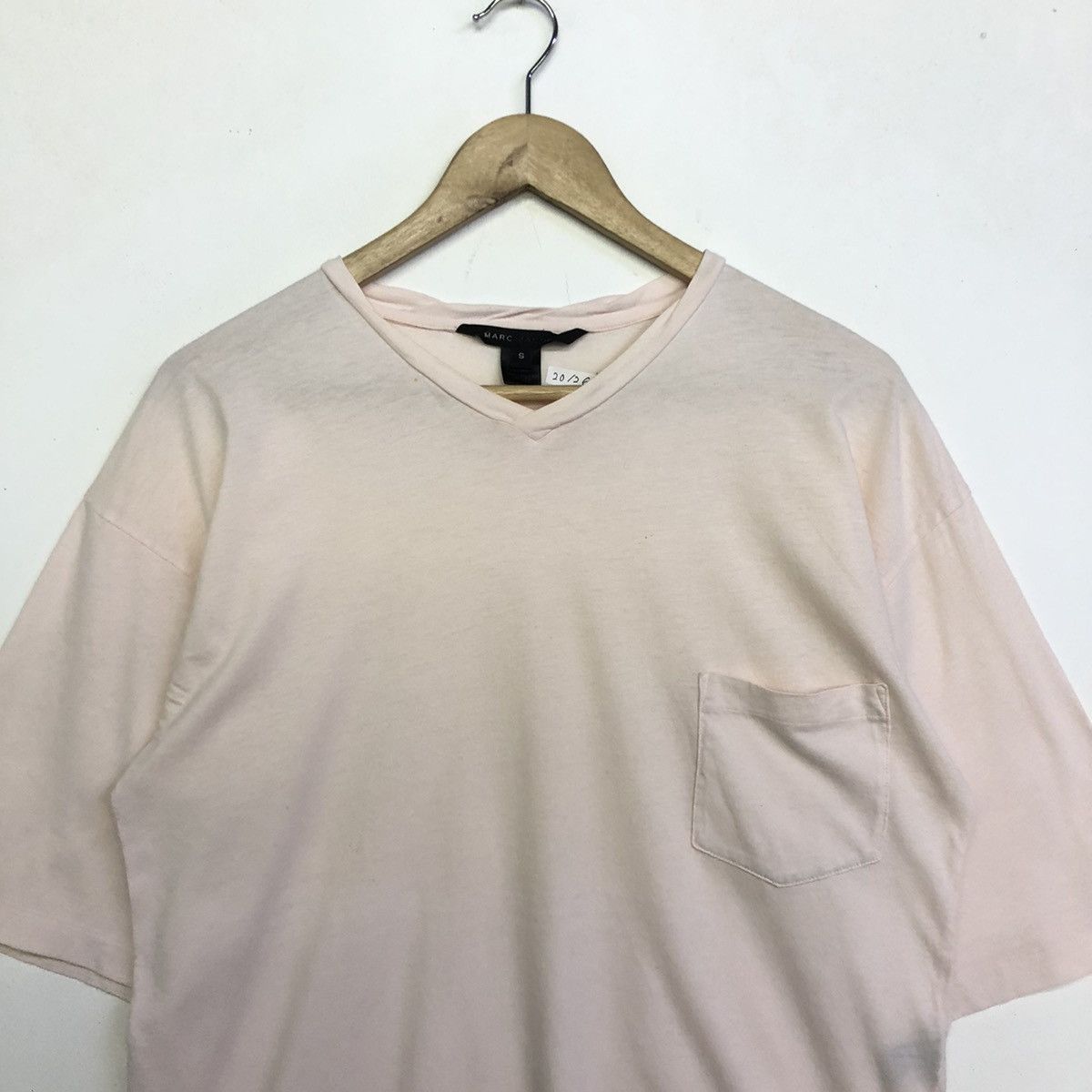 Designer × Marc Jacobs Marc Jacobs Plain Pocket Minimalist Tshirt Size US S / EU 44-46 / 1 - 3 Thumbnail