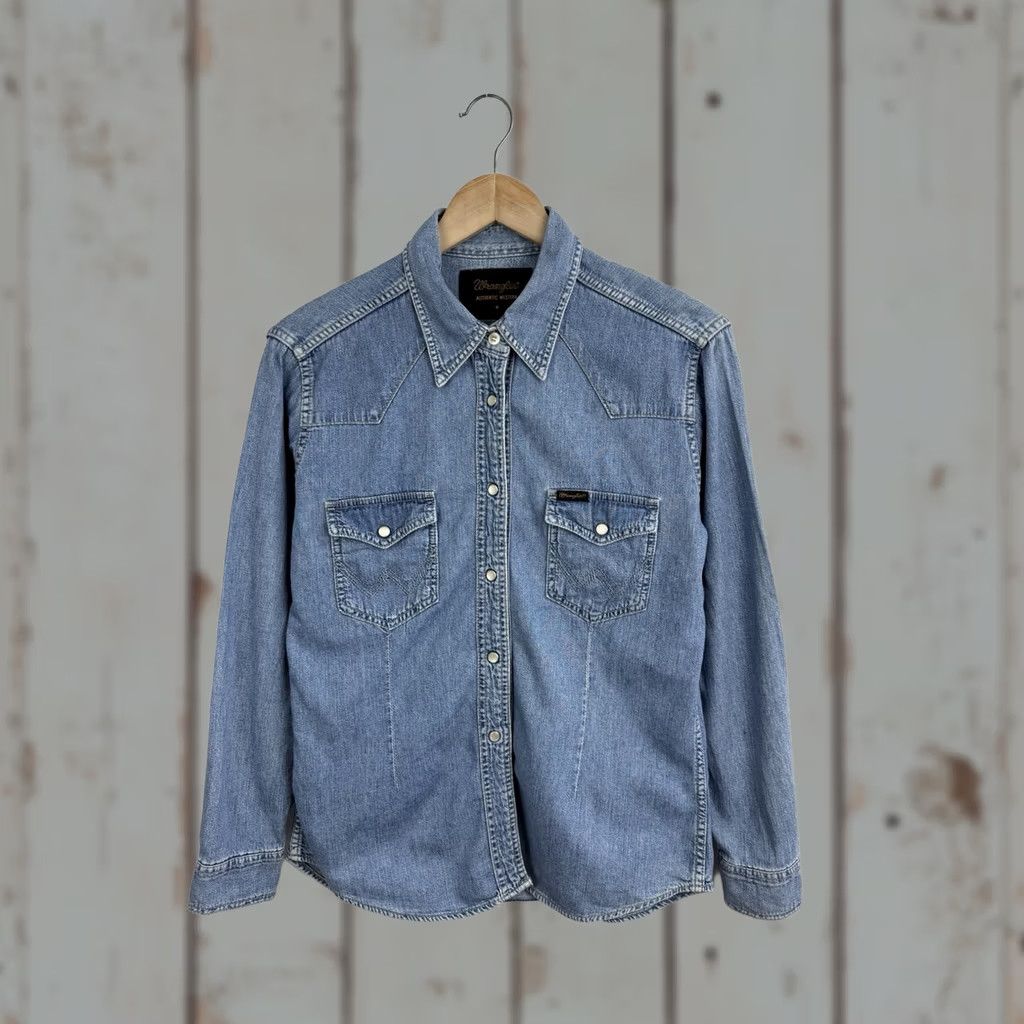 Wrangler VINTAGE Wrangler Denim Shirt Western USA M Blue Women Button-Up Size M / US 6-8 / IT 42-44 - 1 Thumbnail