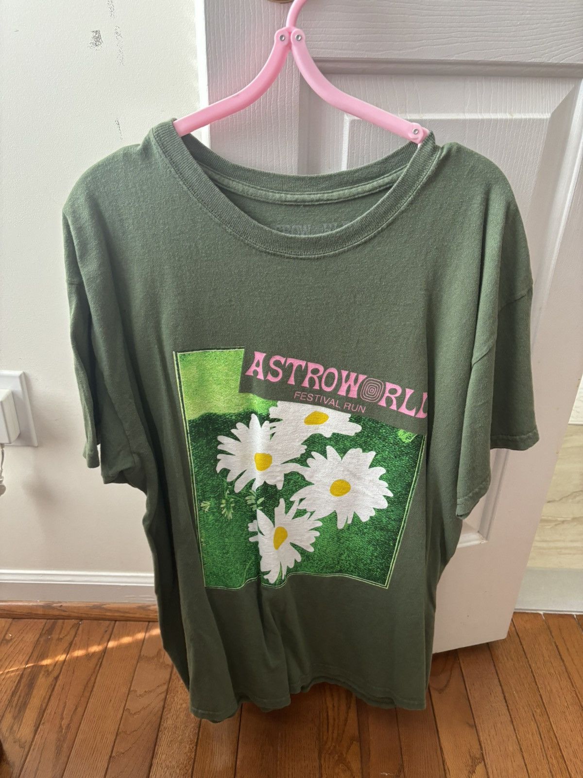 Travis Scott Travis scott festival run t shirt Size US L / EU 52-54 / 3 - 1 Thumbnail