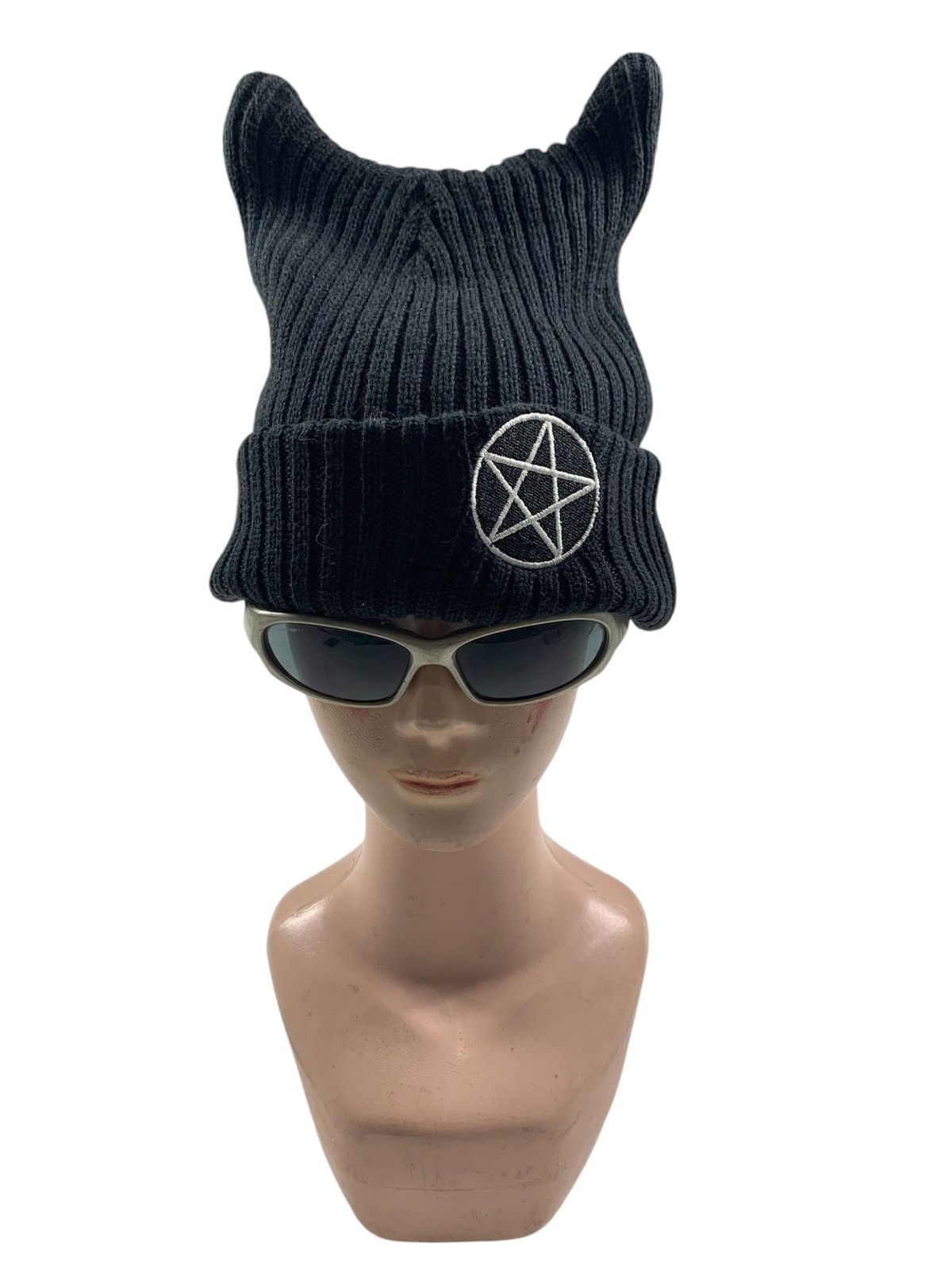 Japanese Brand Hyphen world gallery Horn Devil Beanie hats Size ONE SIZE - 2 Thumbnail