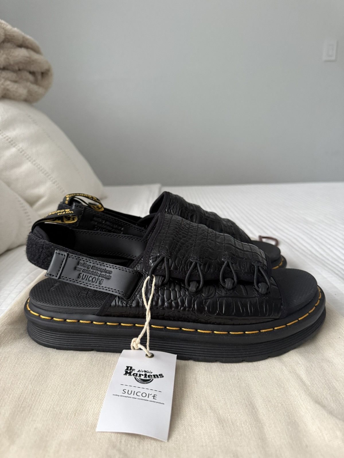 【定価¥30,800】 SUICOKE × Dr. Martens BOAK Dr. Martens x Suicoke MURA Slip-On Sandals Collab | Hypebae