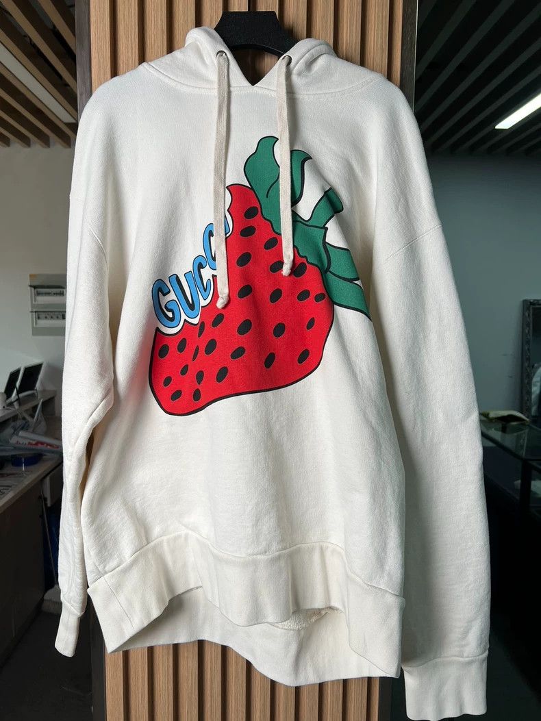 Gucci Gucci Strawberry printed hoodie 2504-Nextarrow Size US L / EU 52-54 / 3 - 1 Thumbnail
