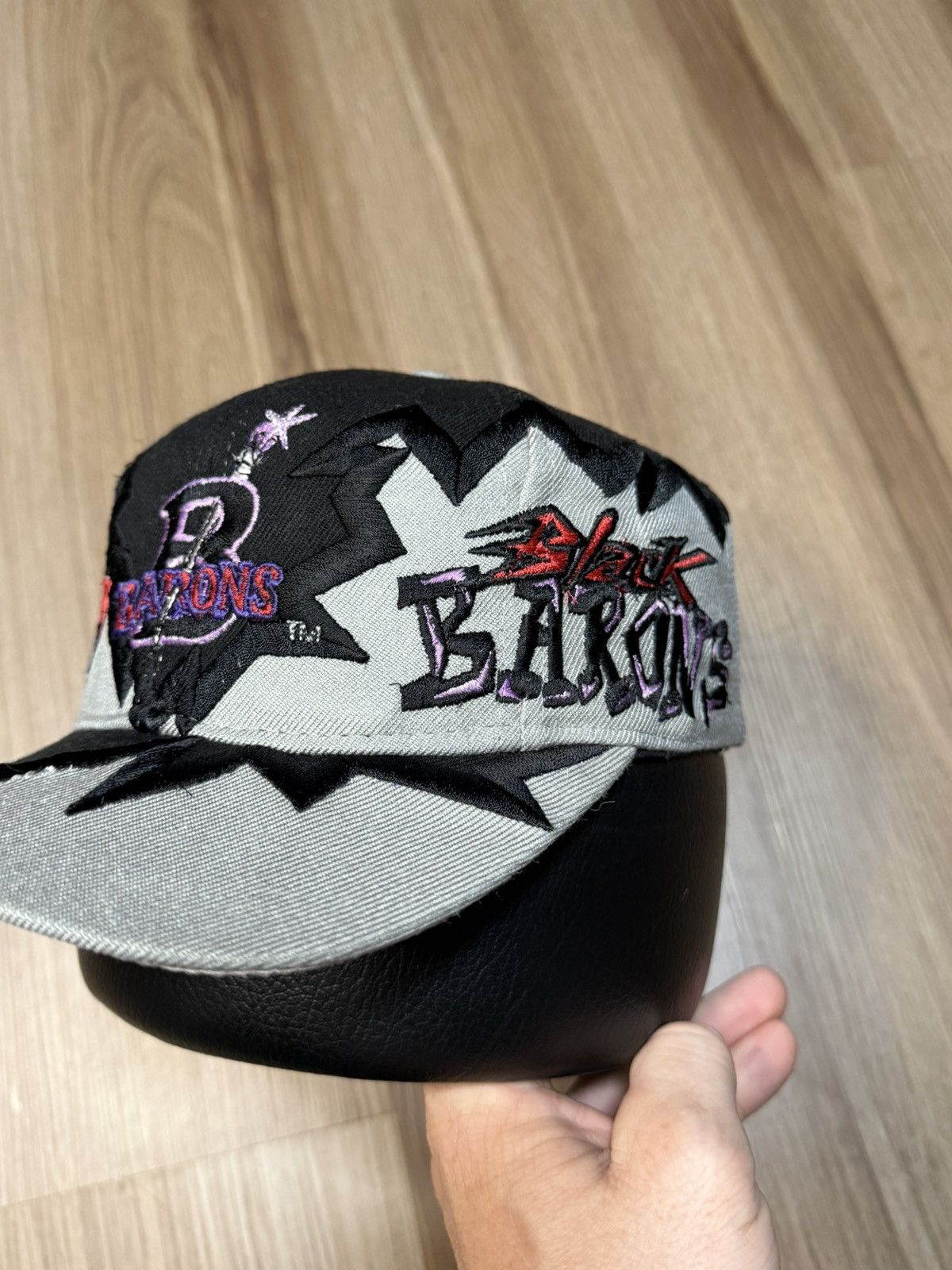 Drew Pearson Birmingham Black Baron Drew Pearson Jagged Edge Snap Vintage Size ONE SIZE - 5 Thumbnail