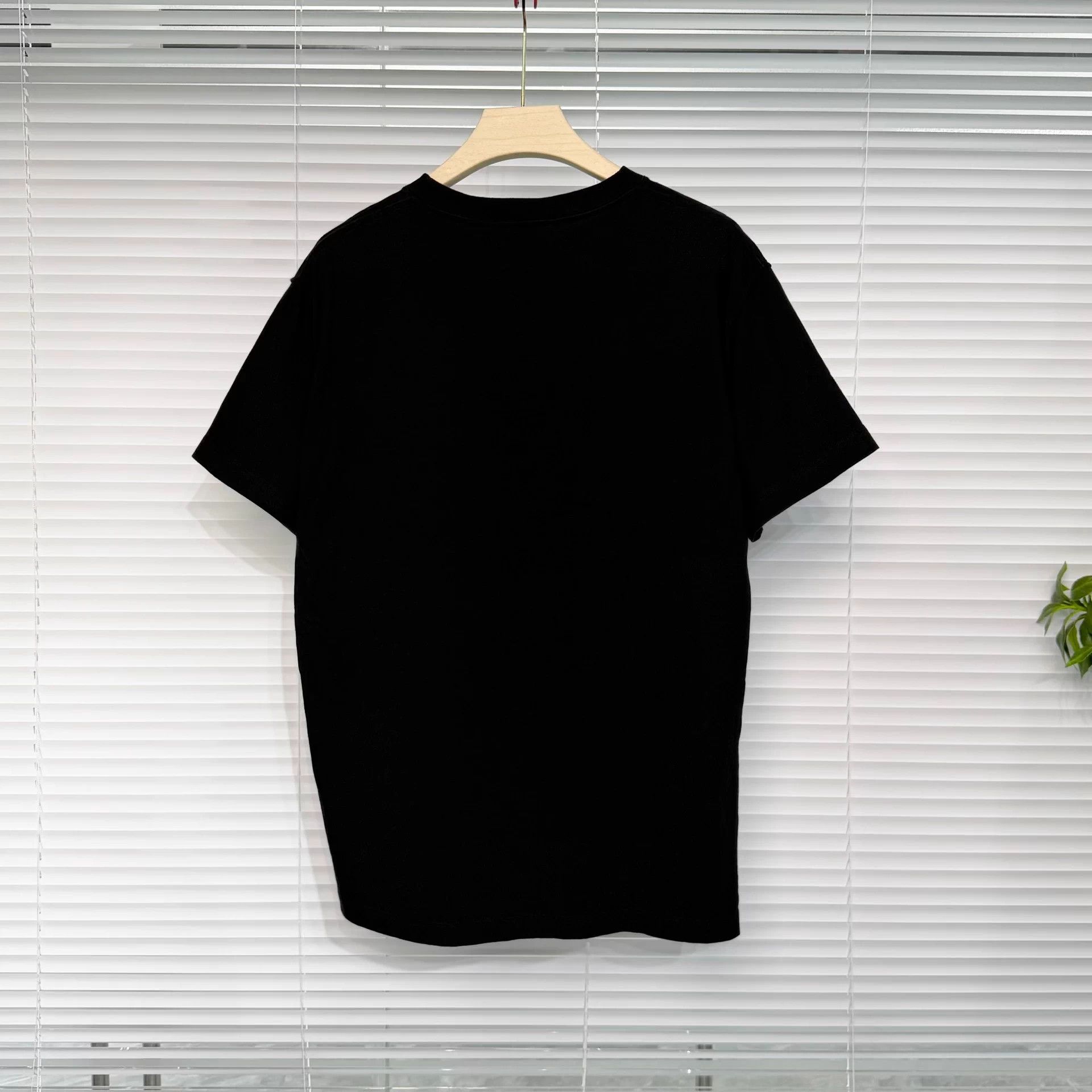 Louis Vuitton LV Monogram Mosaic Logo T-Shirt M Black Size US M / EU 48-50 / 2 - 2 Thumbnail