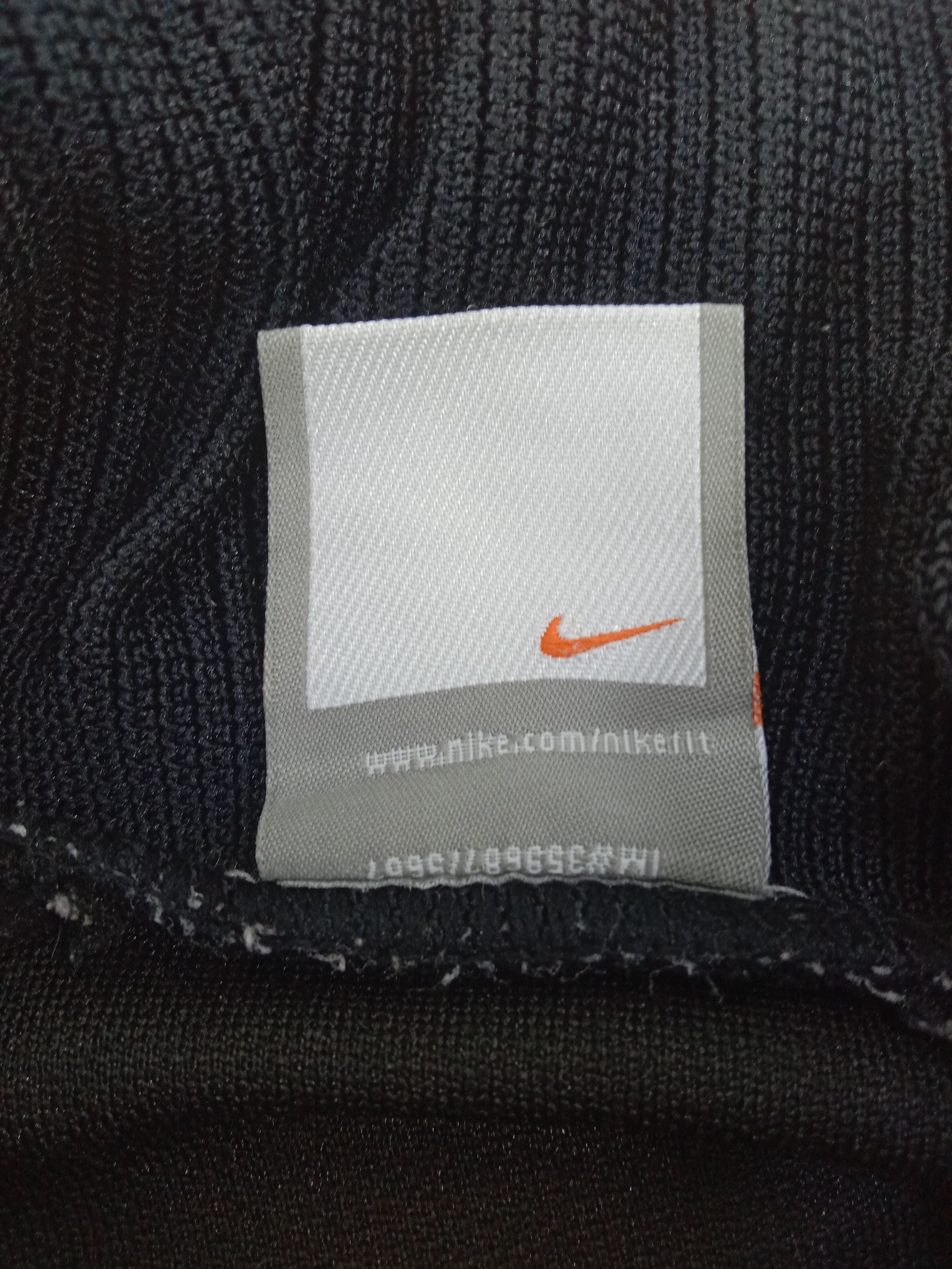 Nike Vintage Nike Dry Fit Sportwear Size US XL / EU 56 / 4 - 10 Thumbnail
