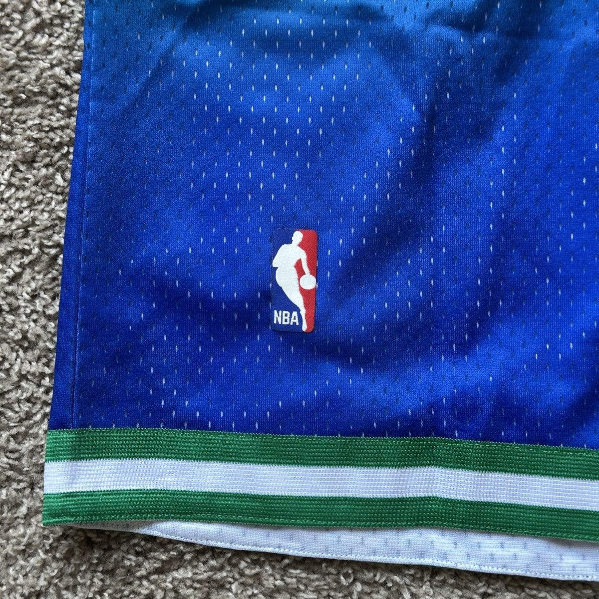 Mitchell & Ness NBA FADEAWAY SWINGMAN BASKETBALL SHORTS DALLAS MAVERICKS NEW Size US XL / EU 56 / 4 - 4 Thumbnail