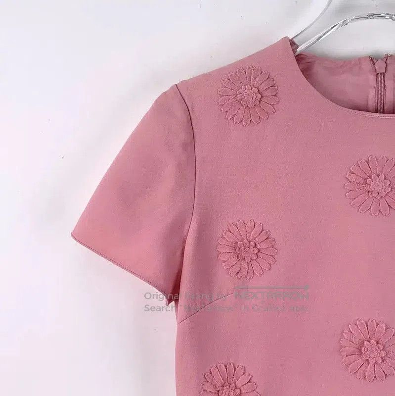 Valentino Valentino Pink Women's Dress with Embellishments . Size M / US 6-8 / IT 42-44 - 3 Thumbnail