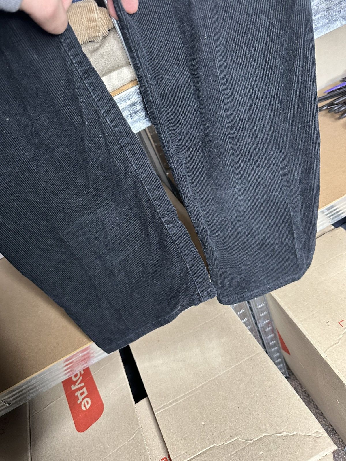 Levi's 33/36 Levi’s Black Y2K Vintage Cowboy Corduroy Velvet Pants Size US 33 - 10 Thumbnail