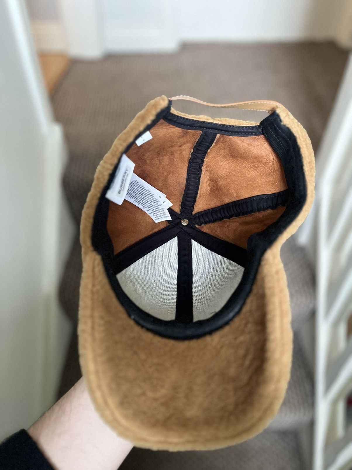 Burberry Burberry Monogram brown Shearling baseball cap Size ONE SIZE - 6 Thumbnail