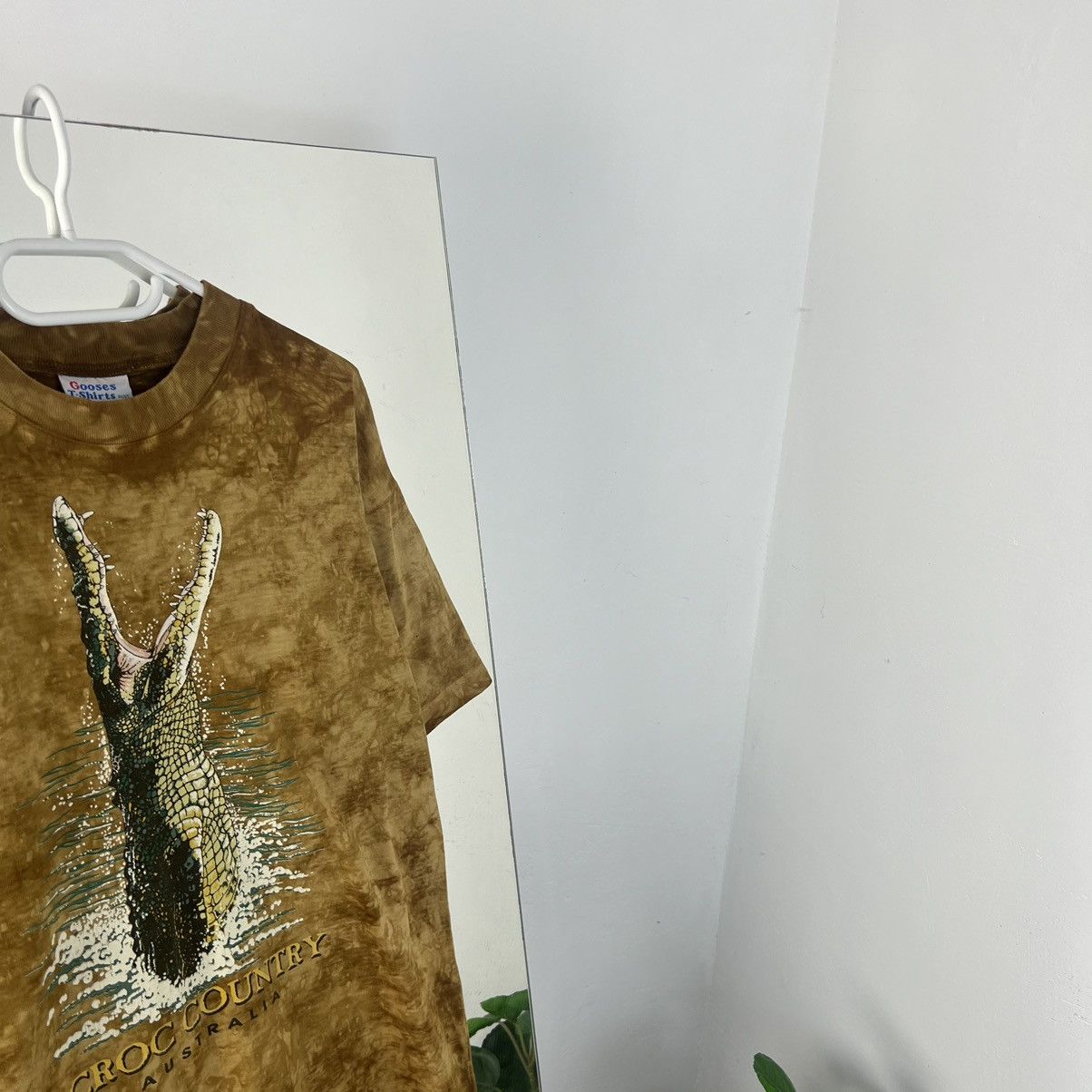 Vintage Vintage Y2K Crocodile Big Logo Tie Dye Oversized T-Shirt Size US M / EU 48-50 / 2 - 2 Thumbnail