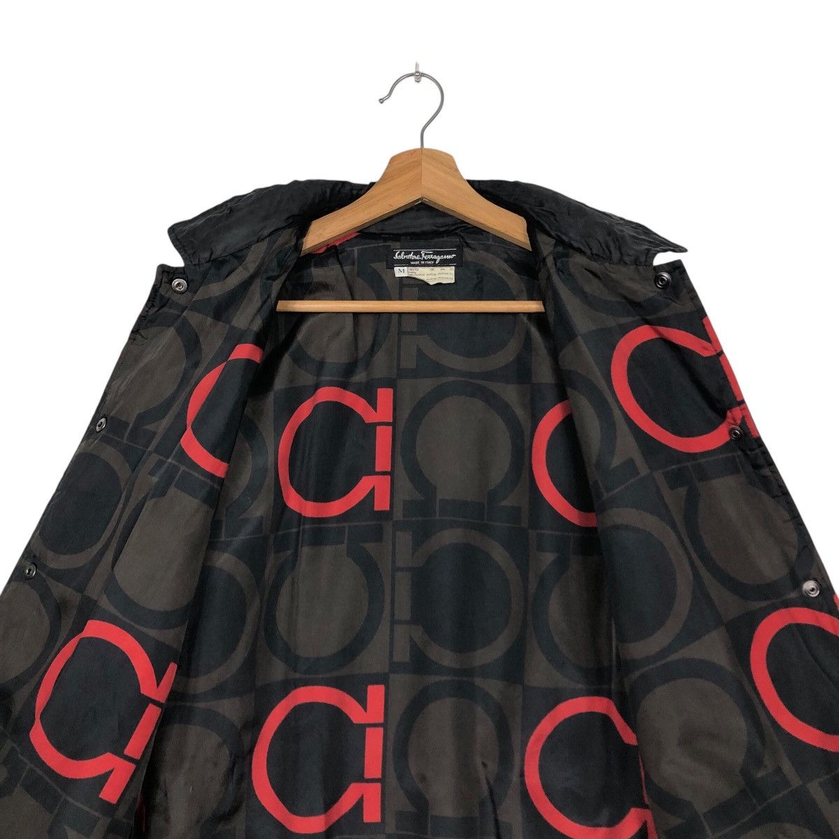 Vintage 📌Vintage Silk Jacket Button Quilted Salvatore Ferragamo Size US M / EU 48-50 / 2 - 15 Thumbnail