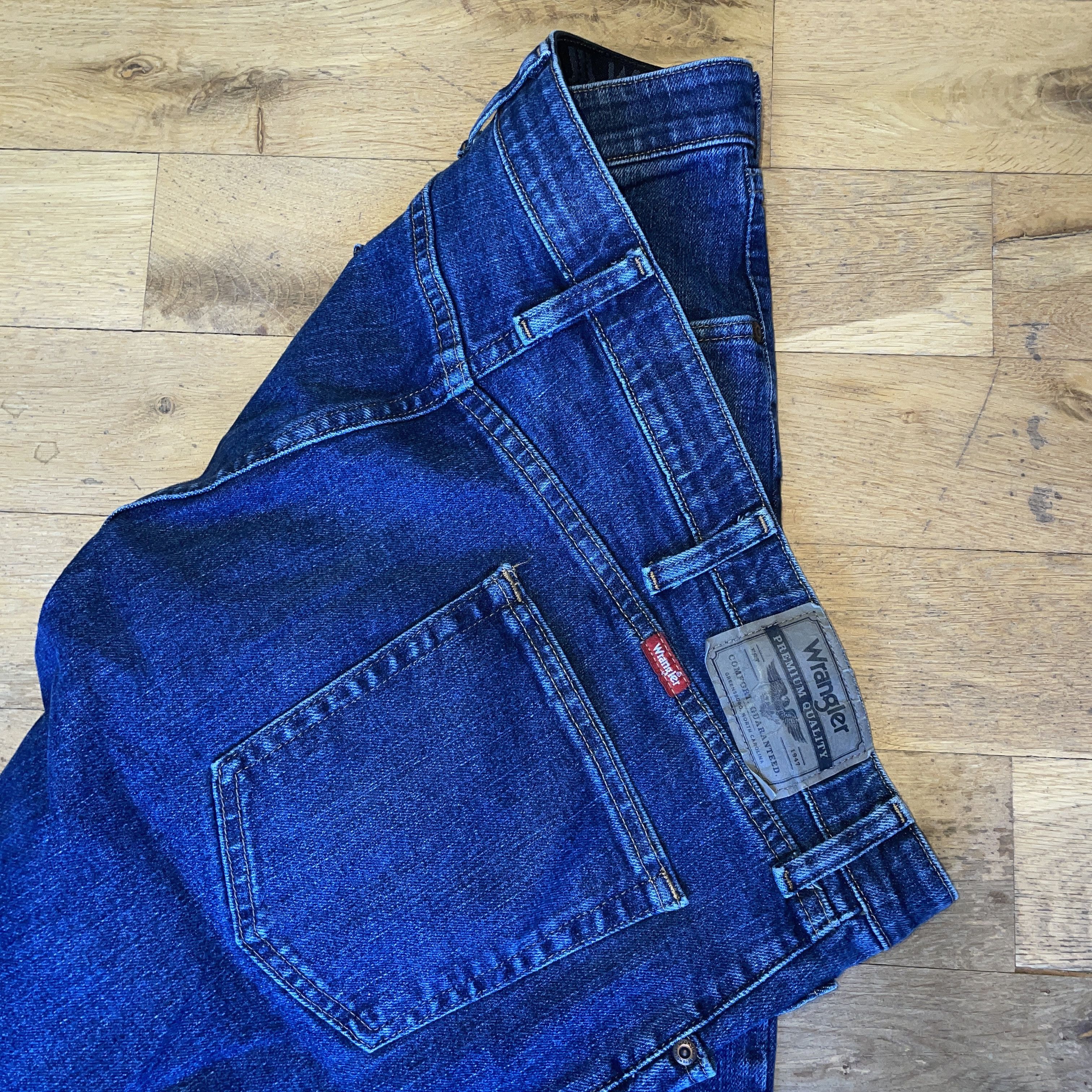 Jean × Wrangler Wrangler Men's Fashionable Jeans Regular Fit W 42 L 30 Size US 42 / EU 58 - 3 Thumbnail