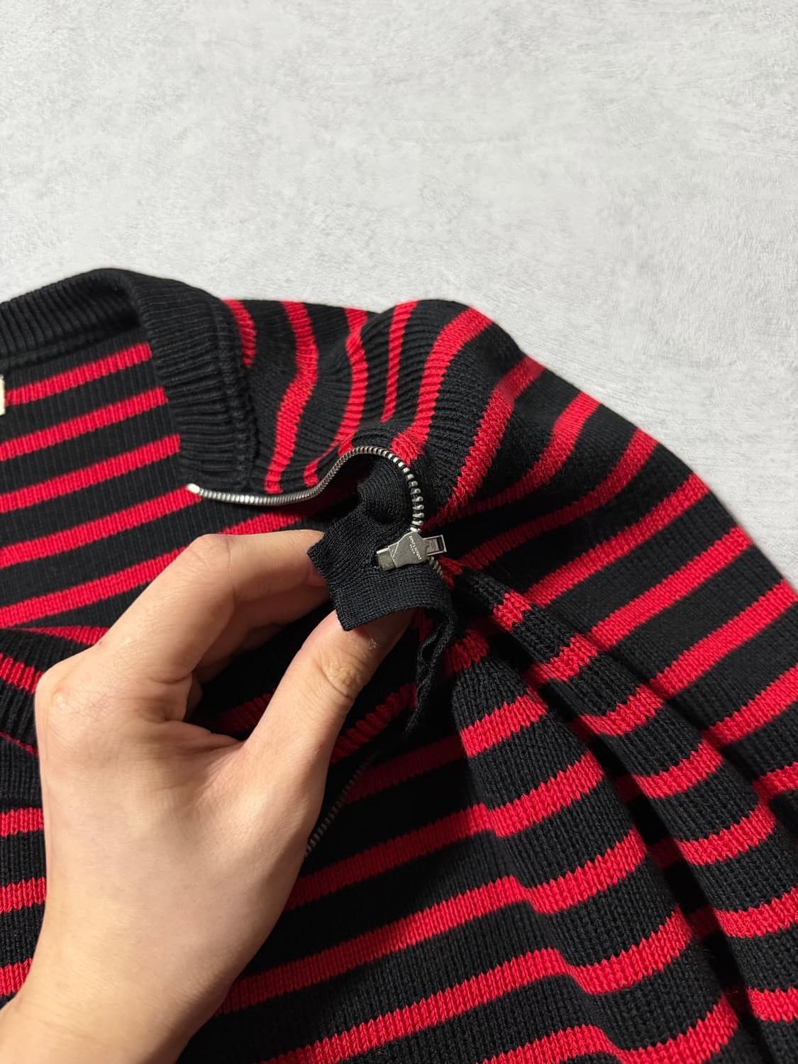 Saint Laurent Paris Saint Laurent Hedi Shoulder Zipper Border Knit Sweater Size US M / EU 48-50 / 2 - 9 Thumbnail