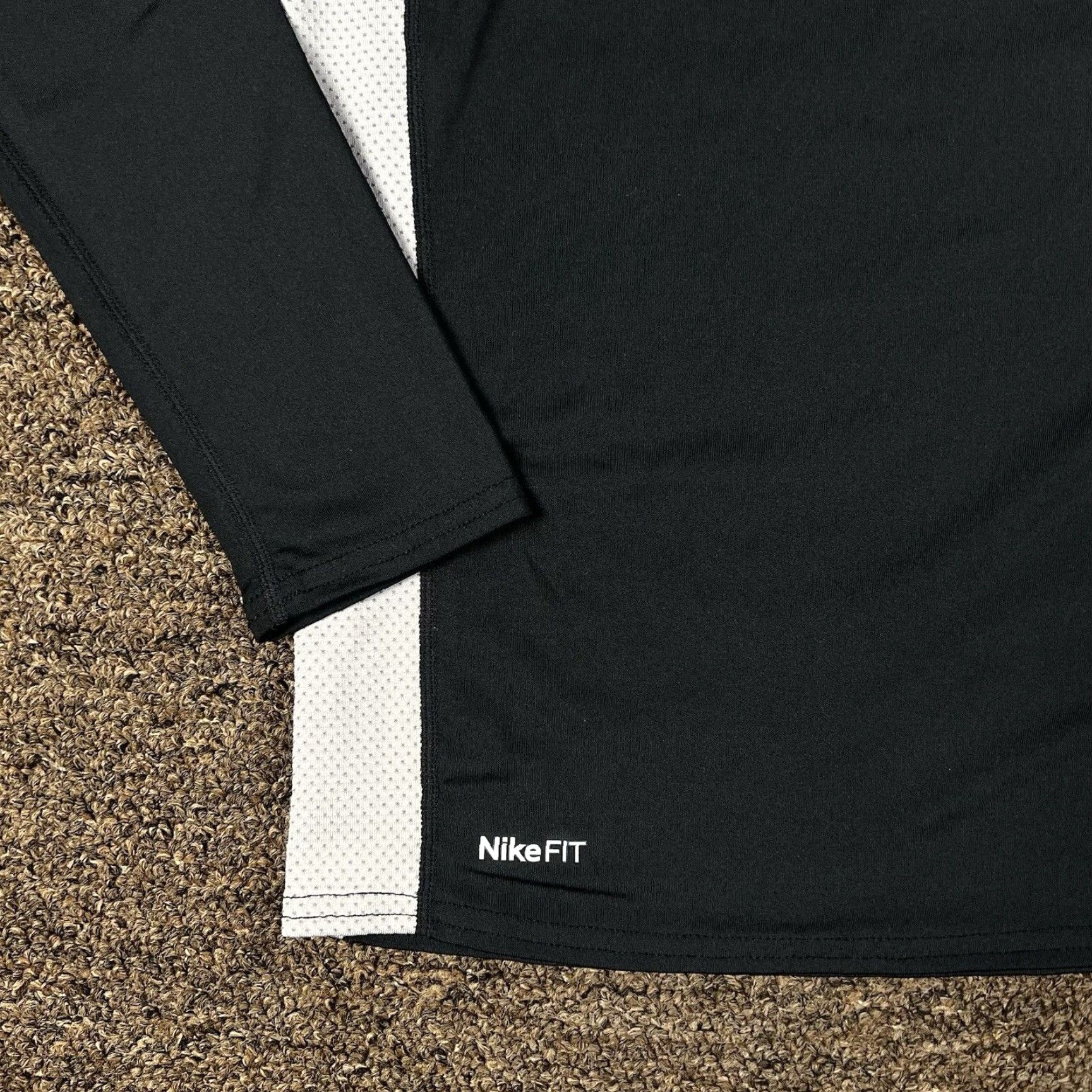 Nike VINTAGE Nike Pro Black Dry-fit Performance Apparel T-Shirt Adult Medium Swoosh Logo Shirt Mens Black Dry Fit Logo Nike Pro Black Shirt Size US M / EU 48-50 / 2 - 5 Thumbnail