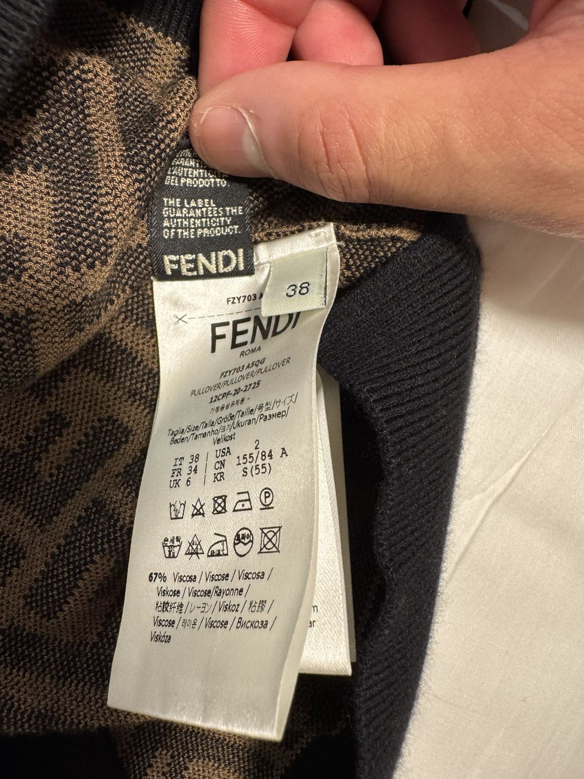 Fendi Fendi Motif Sweater Size XS / US 0-2 / IT 36-38 - 5 Thumbnail