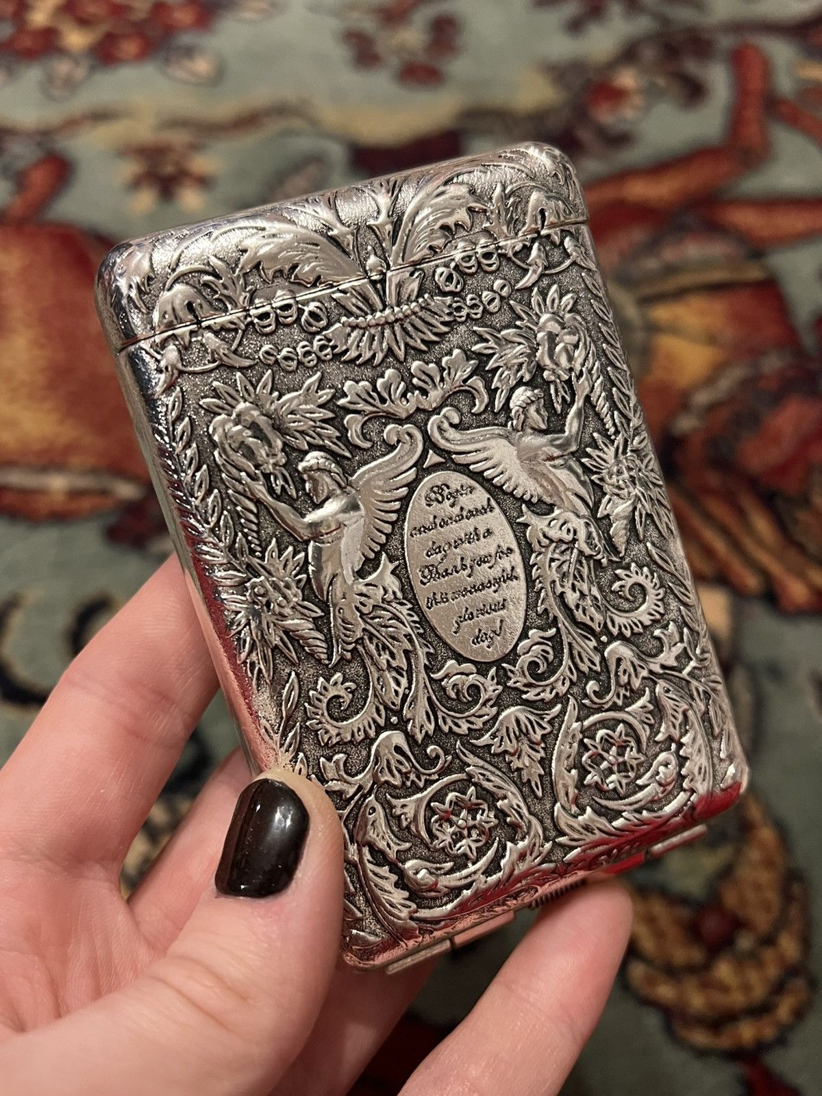 Vintage Vintage embossed cigarette case angel floral renaissance Size ONE SIZE - 23 Thumbnail