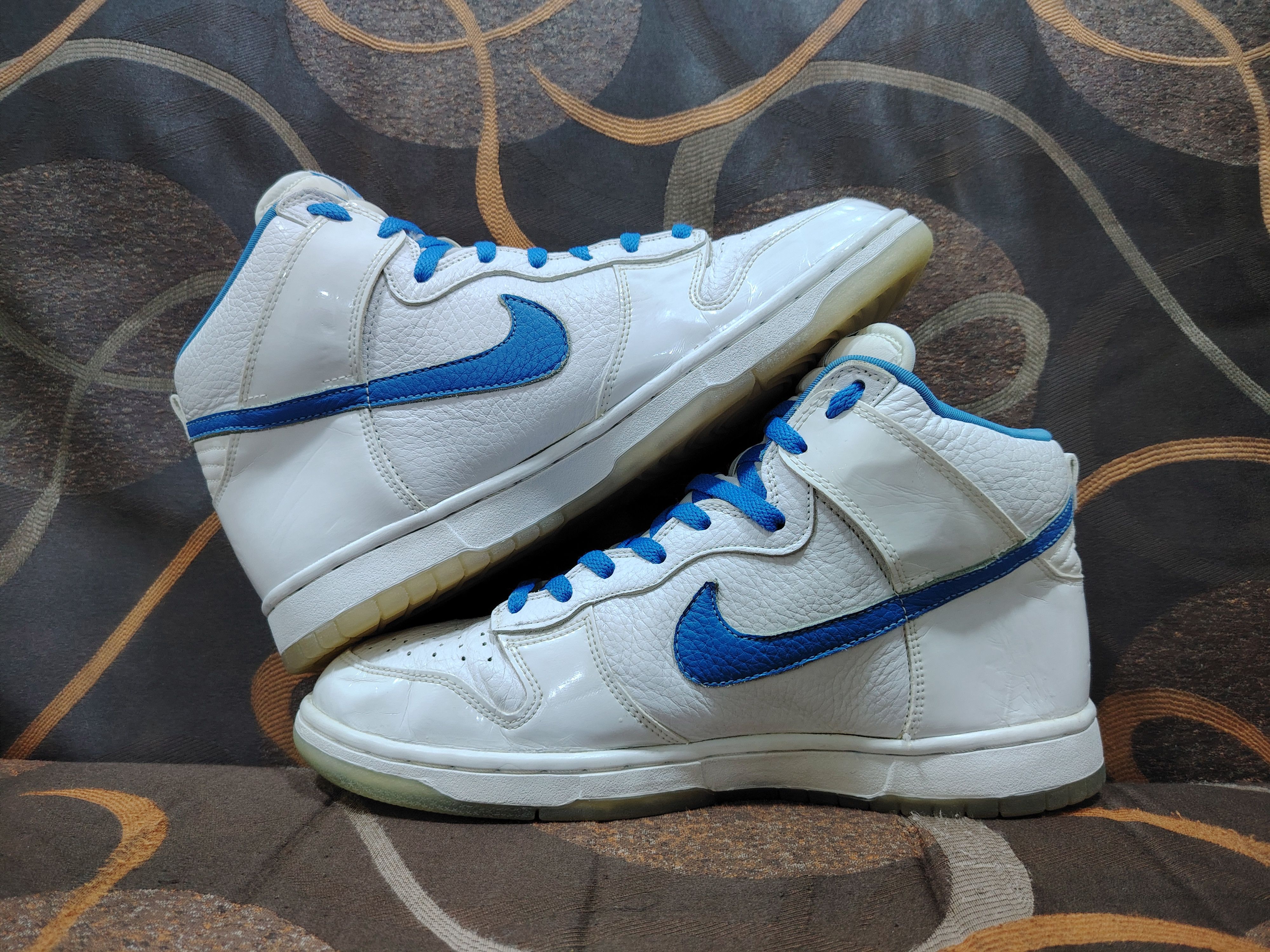 Nike 2002 NIKE DUNK HIGH UNIVERSITY BLUE FOOT 304093-142 US 11.5 Size US 11.5 / EU 44-45 - 4 Thumbnail