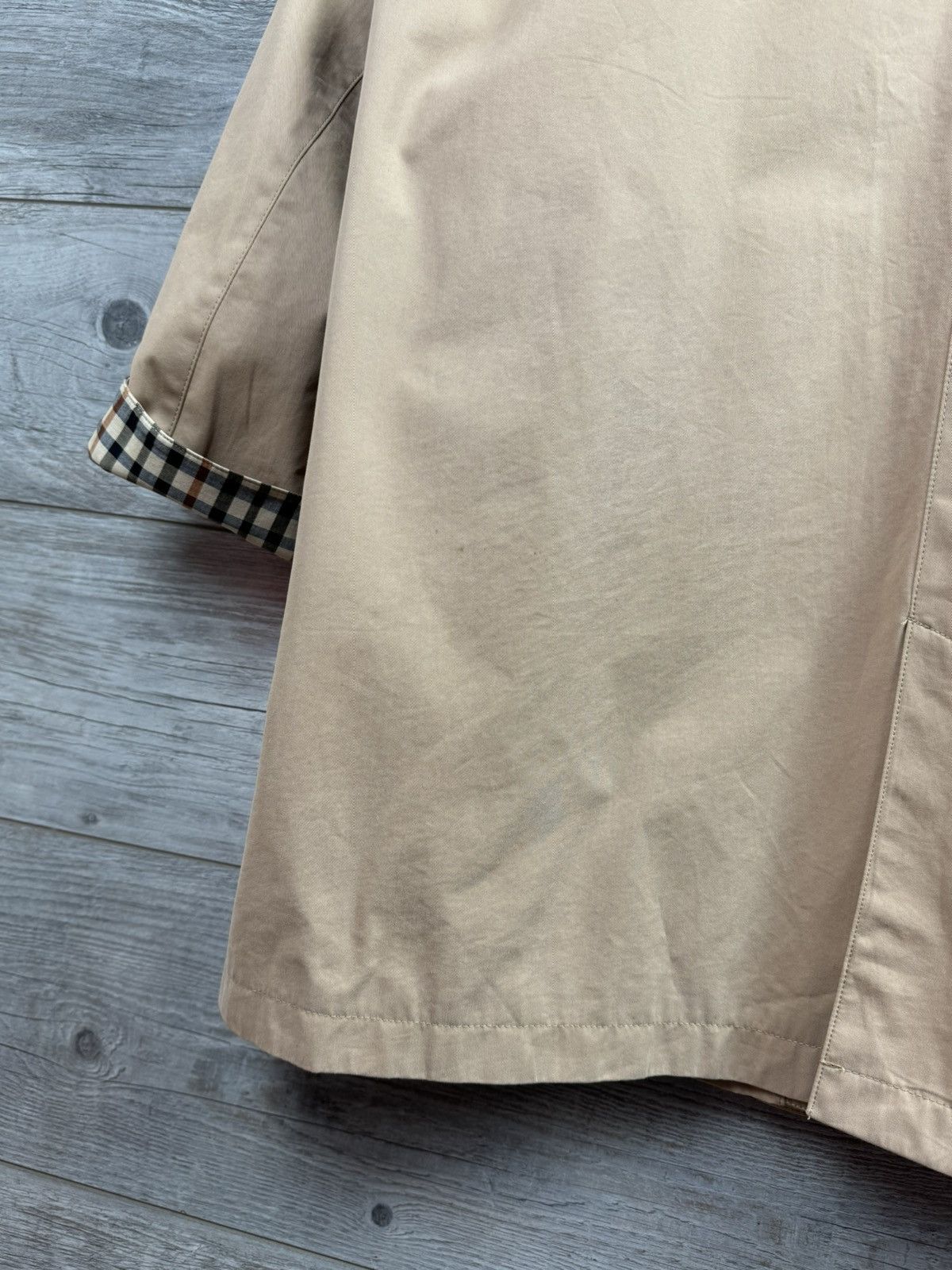 Burberry Vintage Trench Burberry 90s Size L Size US L / EU 52-54 / 3 - 23 Thumbnail