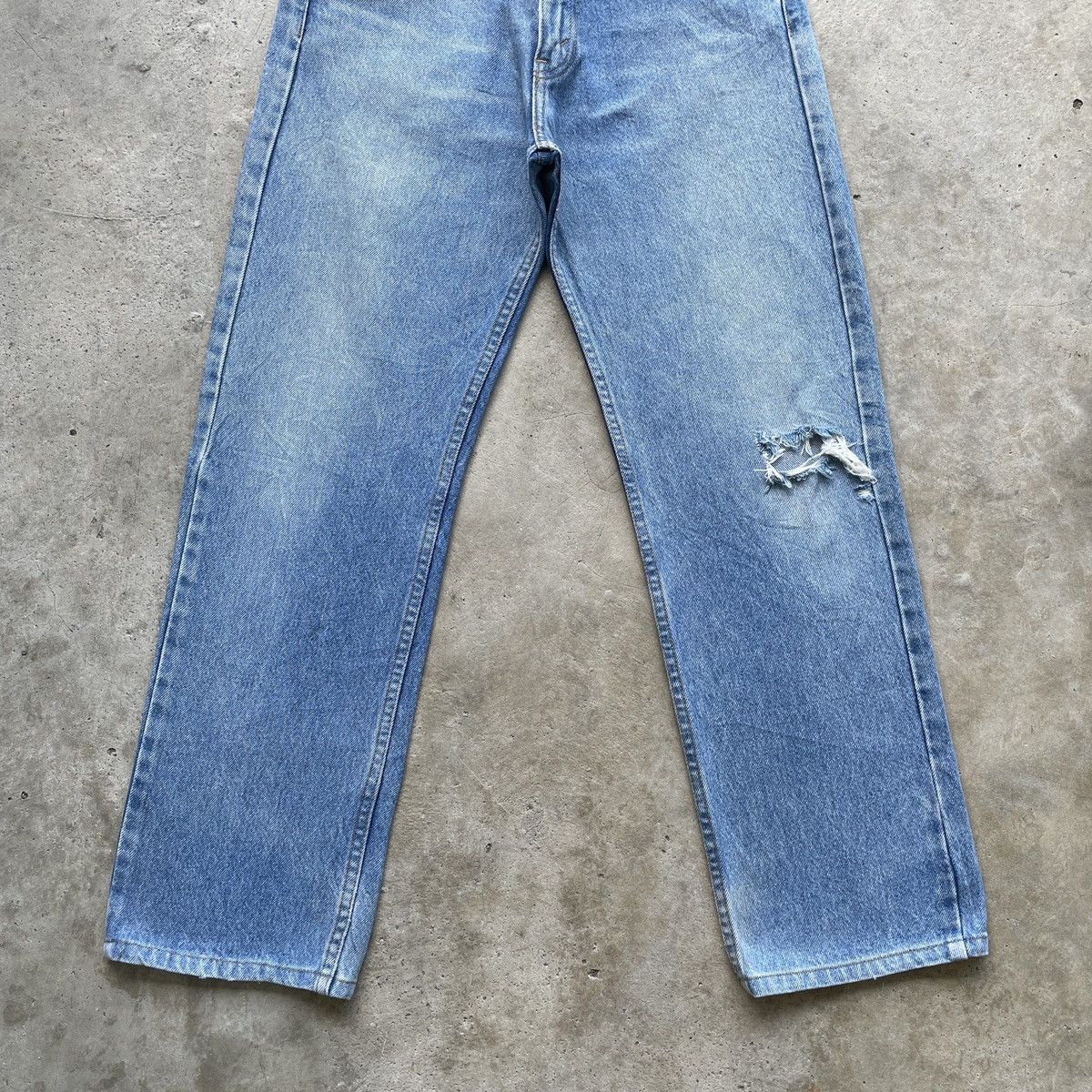 Levi's Vintage Clothing Vintage Levi’s Black Tag Distressed Faded Jeans Denim Pants Size US 30 / EU 46 - 4 Thumbnail
