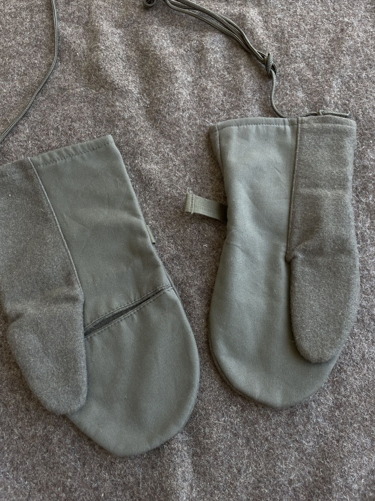 Other Austrian Military Vintage Wool Gloves Size ONE SIZE - 2 Thumbnail