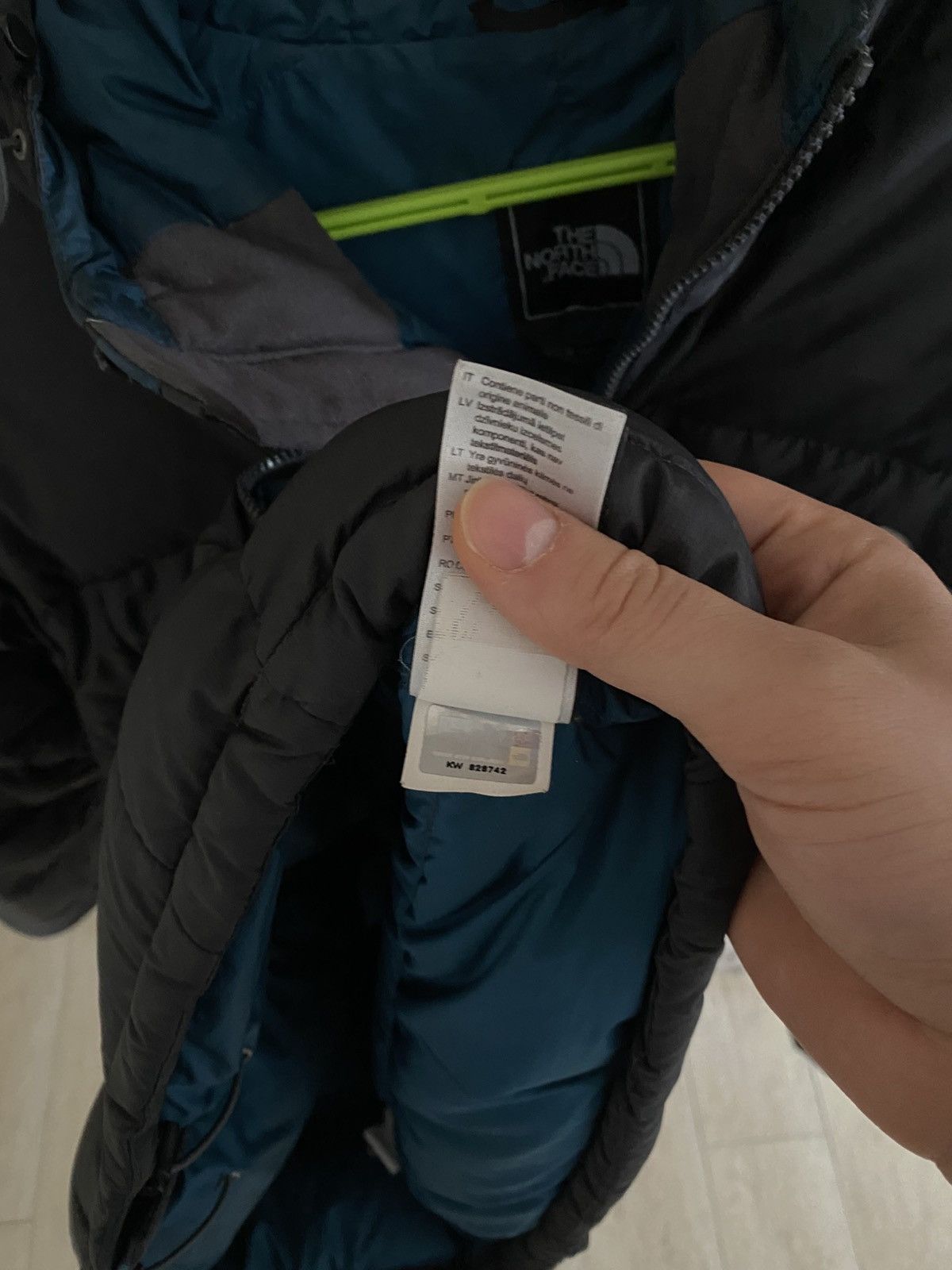 The North Face Vintage The North Face 700 Puffer Retro Nuptse Jacket Size US M / EU 48-50 / 2 - 5 Thumbnail