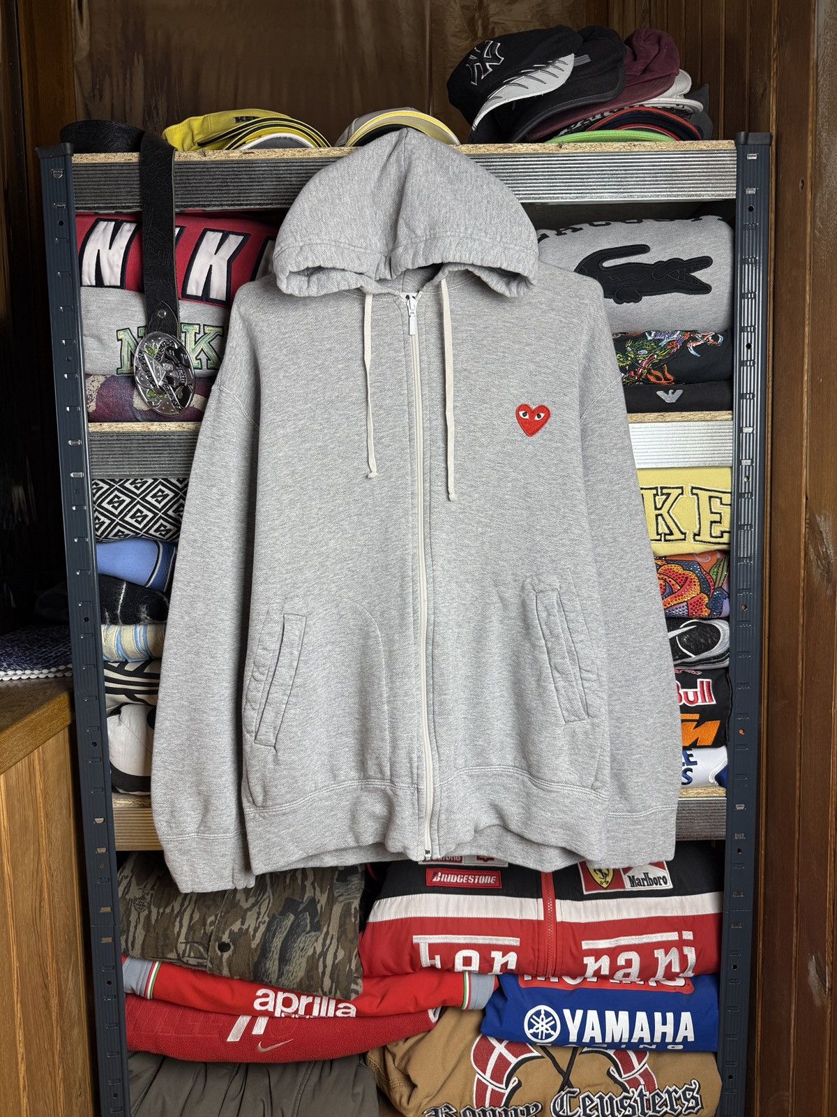 Comme des Garcons Comme Des Garçons Play Zip Hoodie W/ Hearts Size XL / US 12-14 / IT 48-50 - 2 Thumbnail