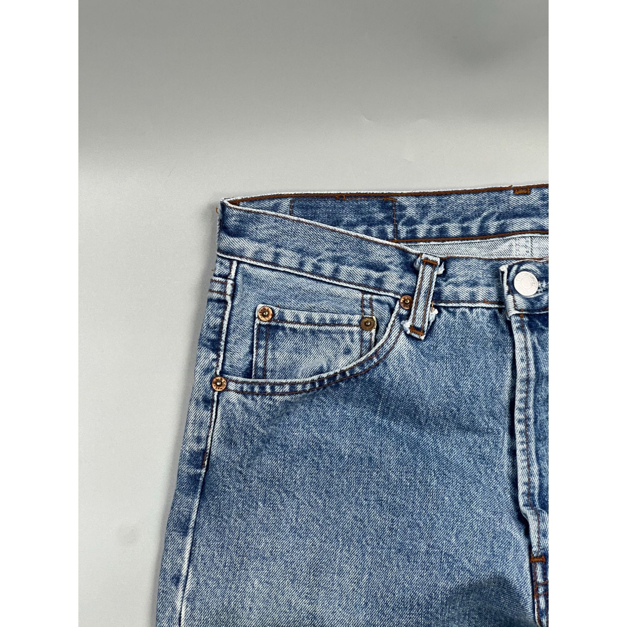 Levi's Levi’s 501 Made in USA Denim Jeans Pants (Y0912) Size US 31 - 4 Thumbnail