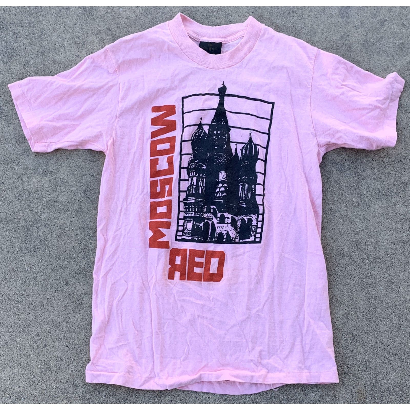 Vintage VINTAGE Touch Of Gold Shirt Mens M Pink Moscow Red 1980s Single Stitch Graphic Tee Size US M / EU 48-50 / 2 - 6 Thumbnail