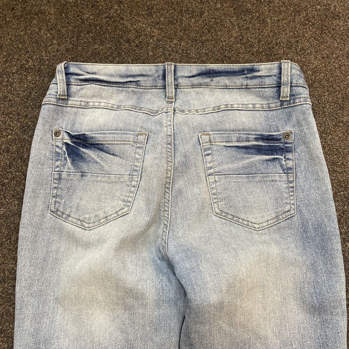 Vintage Vintage Y2K Flared Jeans Distressed Painted Hem Skate 32 Size US 32 / EU 48 - 2 Thumbnail