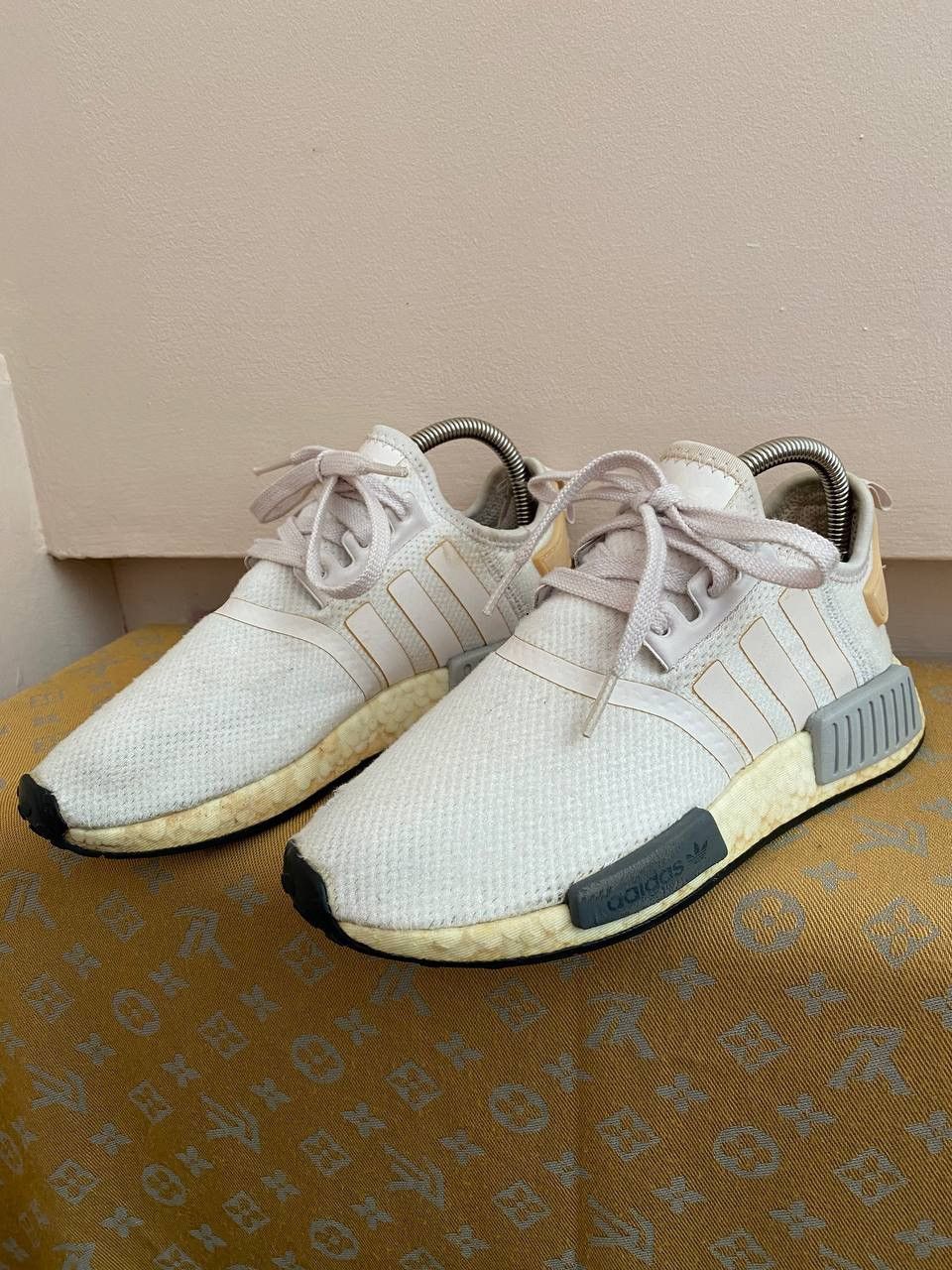 Adidas 📌 Vintage adidas sneakers NMD R1 Size US 5.5 / EU 38 - 5 Thumbnail