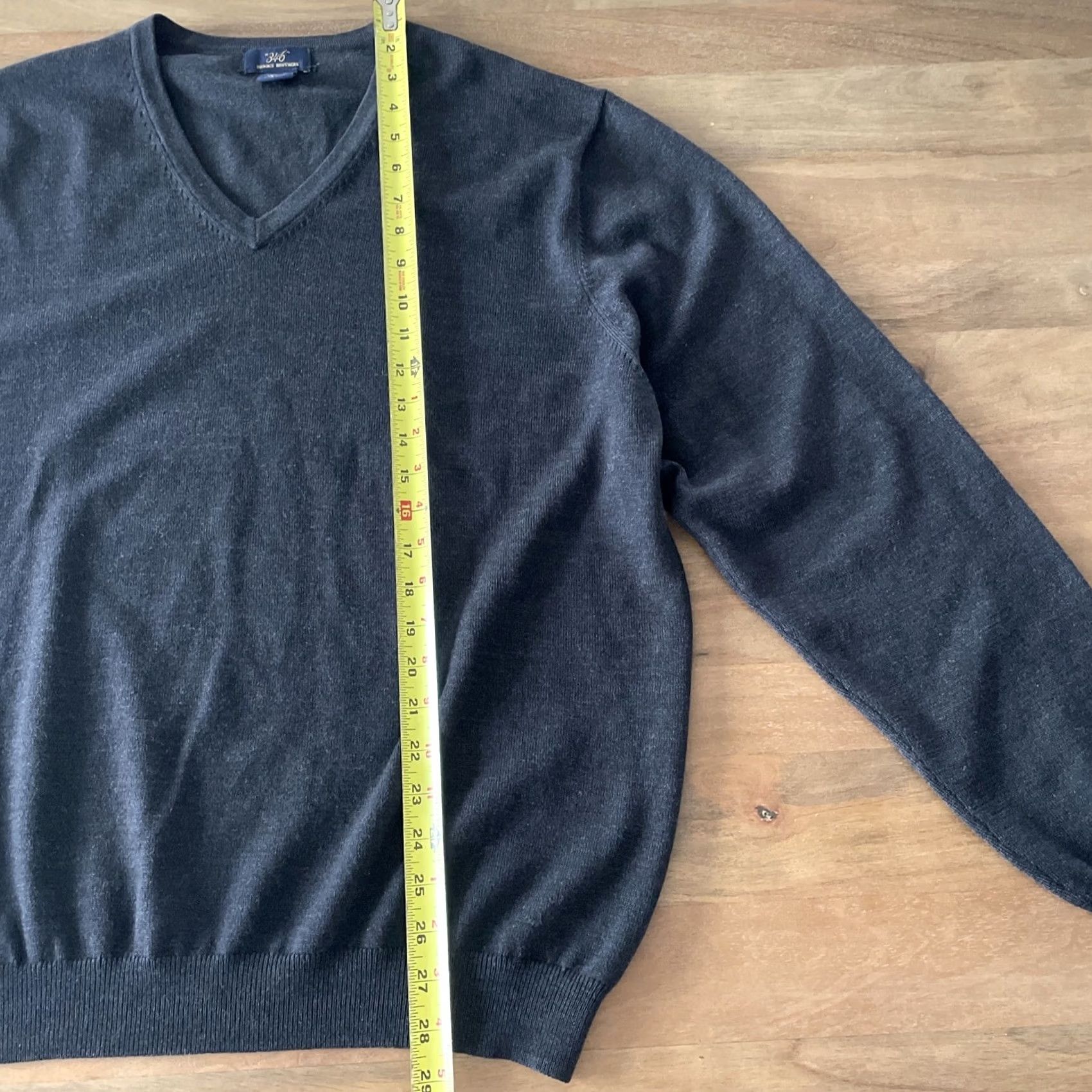 Brooks Brothers Brooks Brothers Sweater Mens XL Merino Wool V-Neck Pullover Knit Long Sleeve Dark Gray/Gray Tie-Dyed? No, solid. Size US XL / EU 56 / 4 - 4 Thumbnail