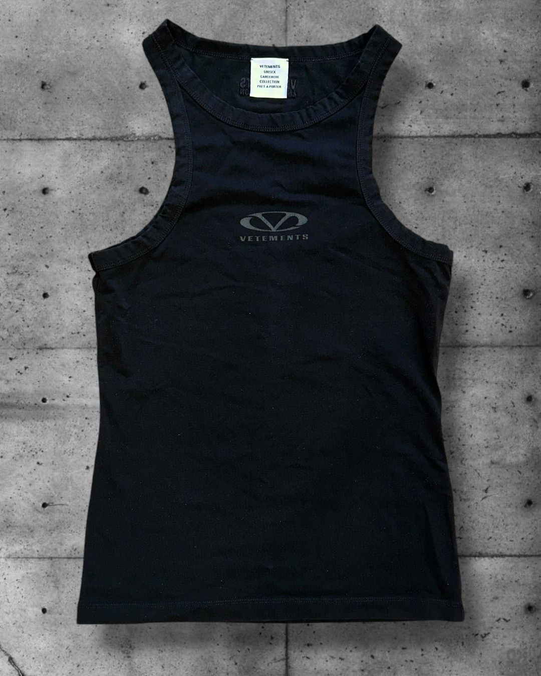 Vetements VETEMENTS Black Oval Logo Tank Top Size US M / EU 48-50 / 2 - 2 Thumbnail